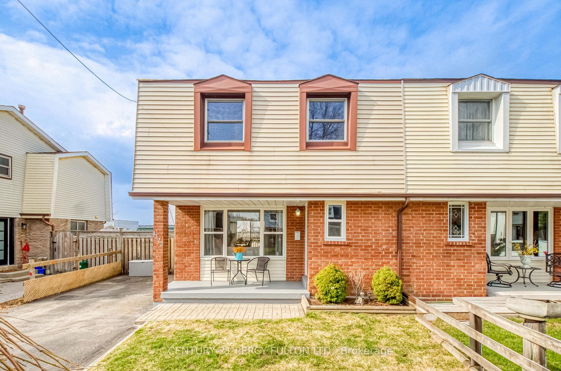 1323 Fenelon Crescent, Oshawa, ON L1J 6G2 - Photo 1