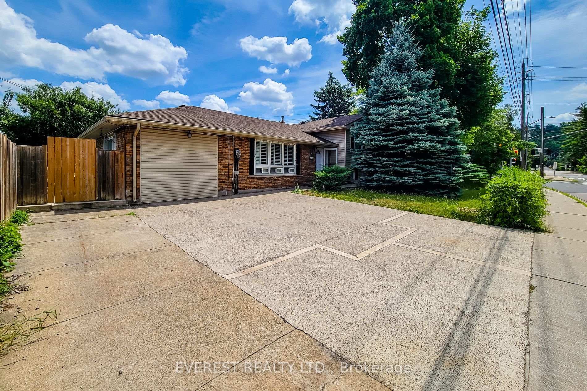 82 Gray Road, Hamilton