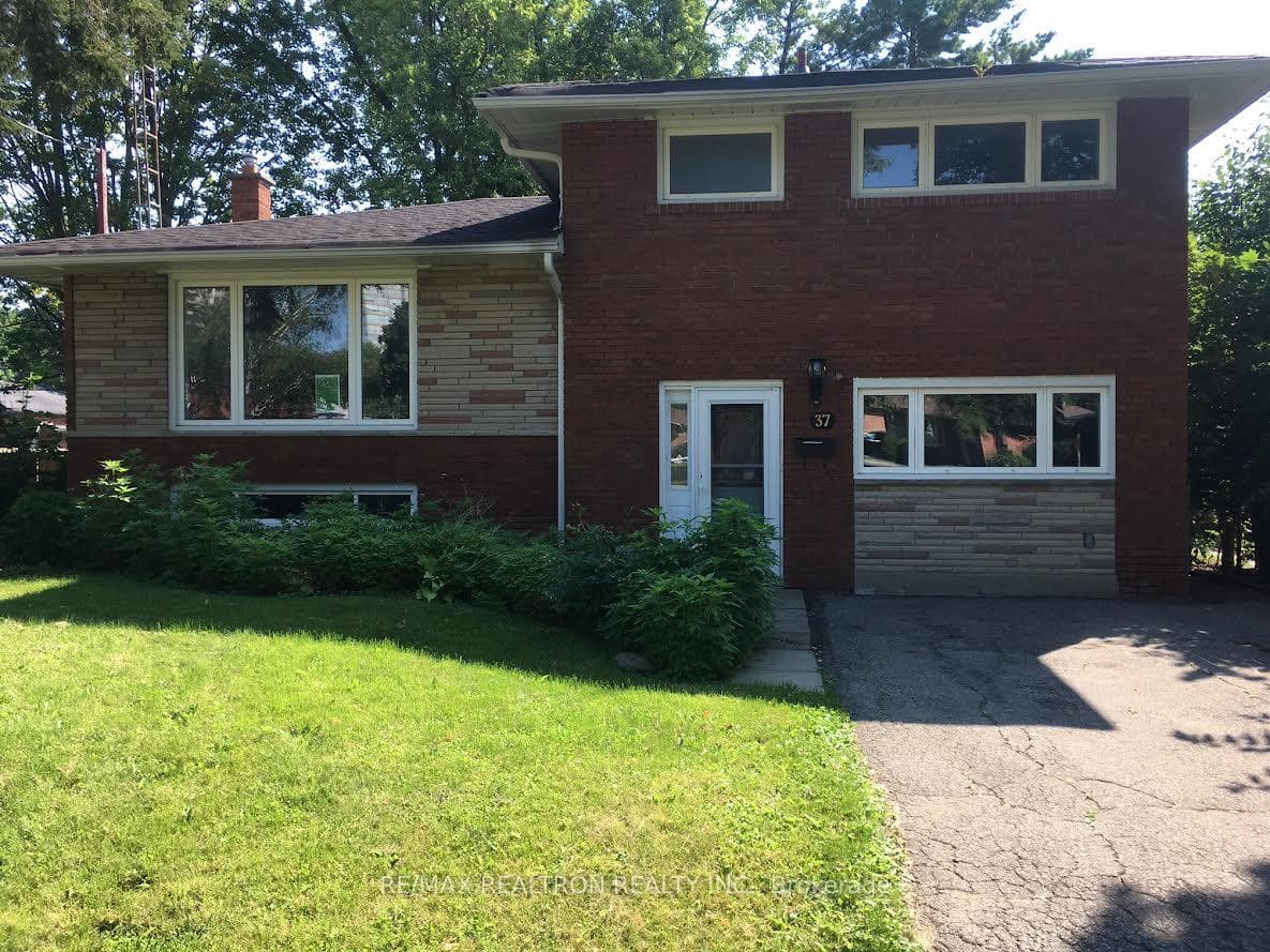 37 Fareham Crescent Unit Unit 2, Scarborough Town Centre, ON M1E 1J8 - Photo 1