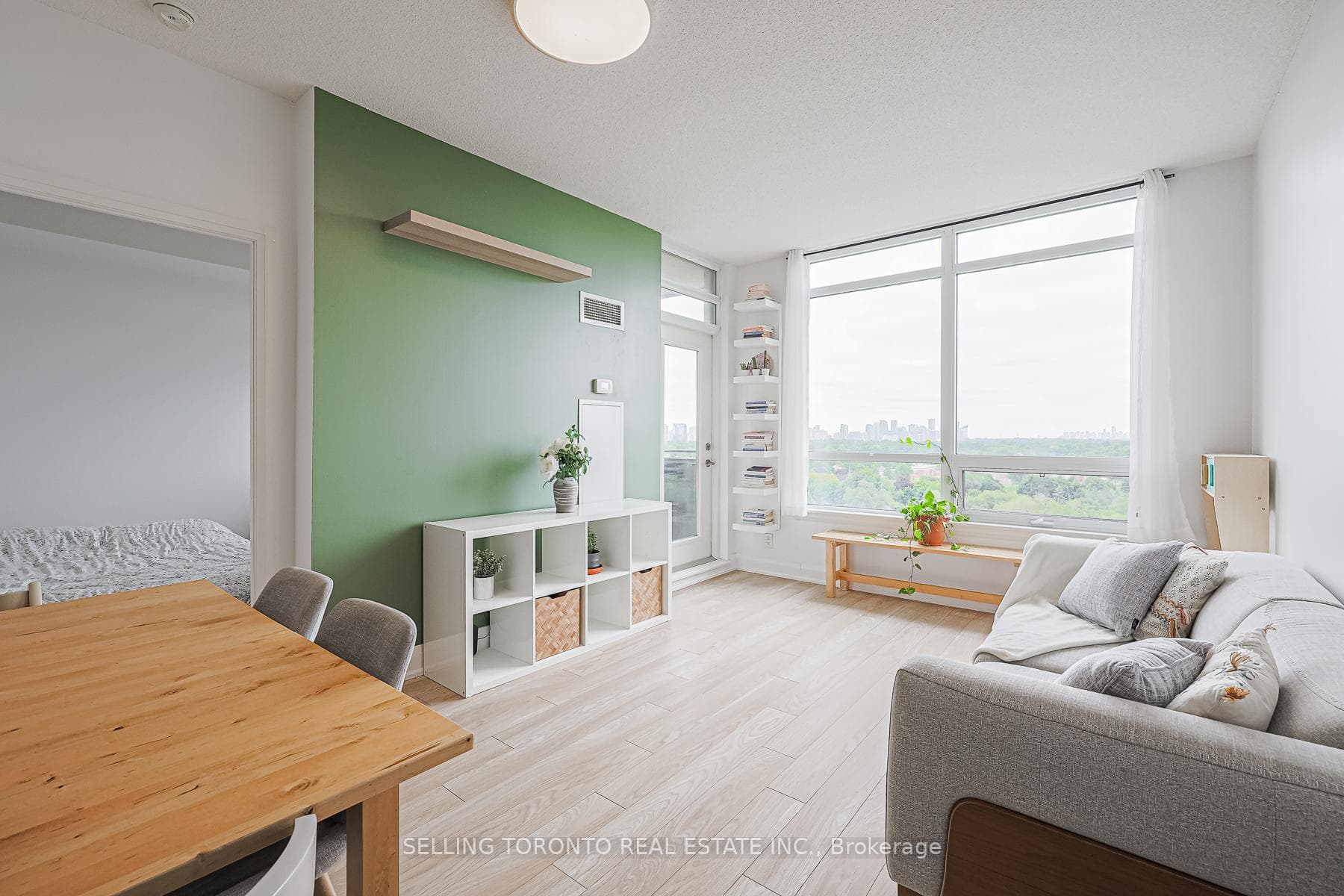 520 Steeles Avenue Unit 1206, Vaughan