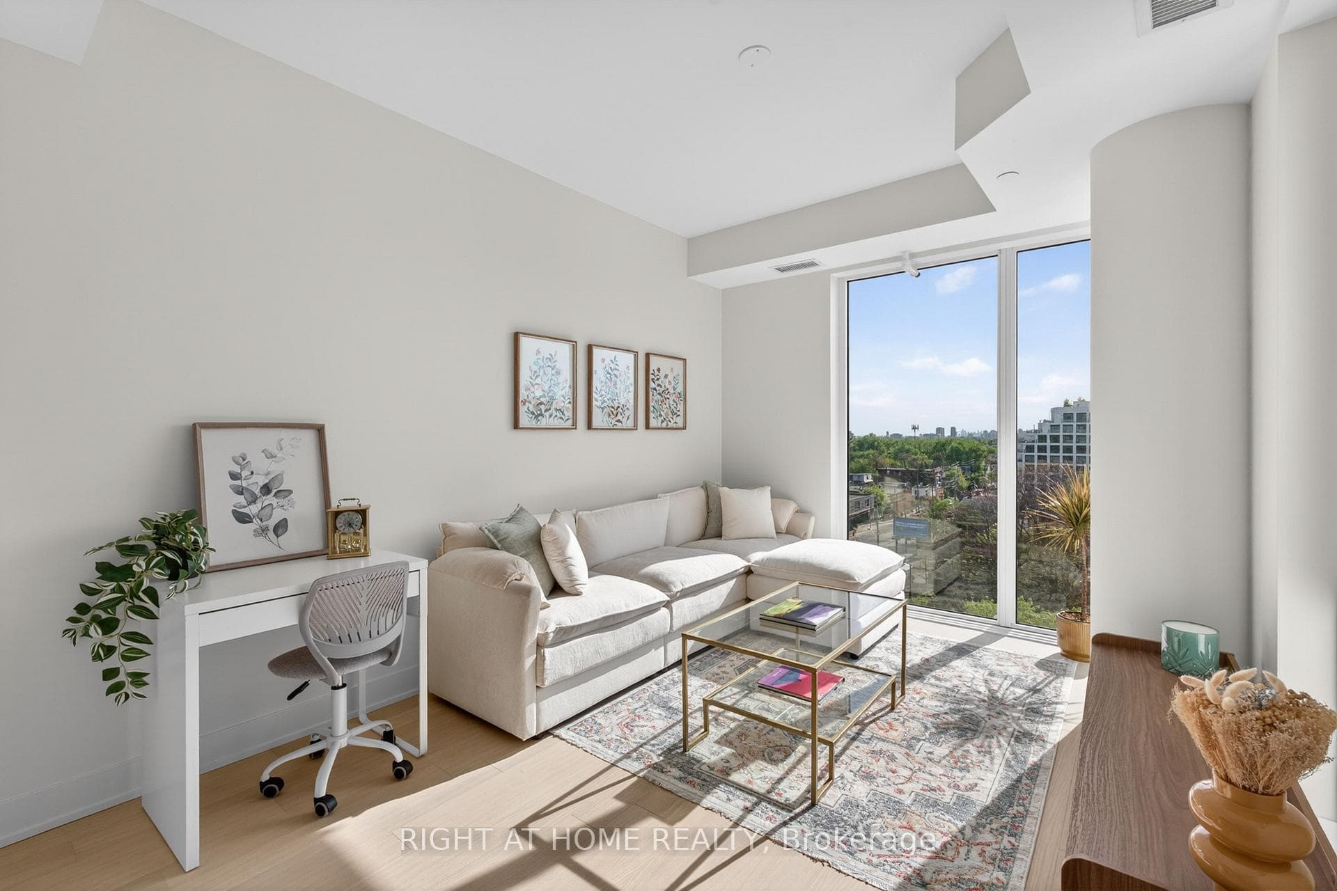 322 Dupont Street, Toronto C02