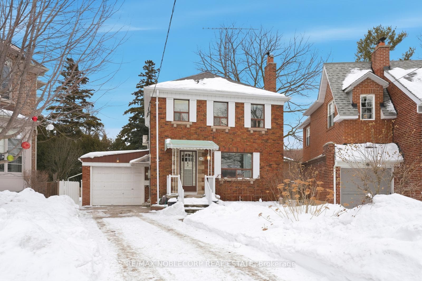 51 Glenavy Avenue, Bridle Path / York Mills / Hoggs Hollow, ON M4P 2T9 - Photo 1
