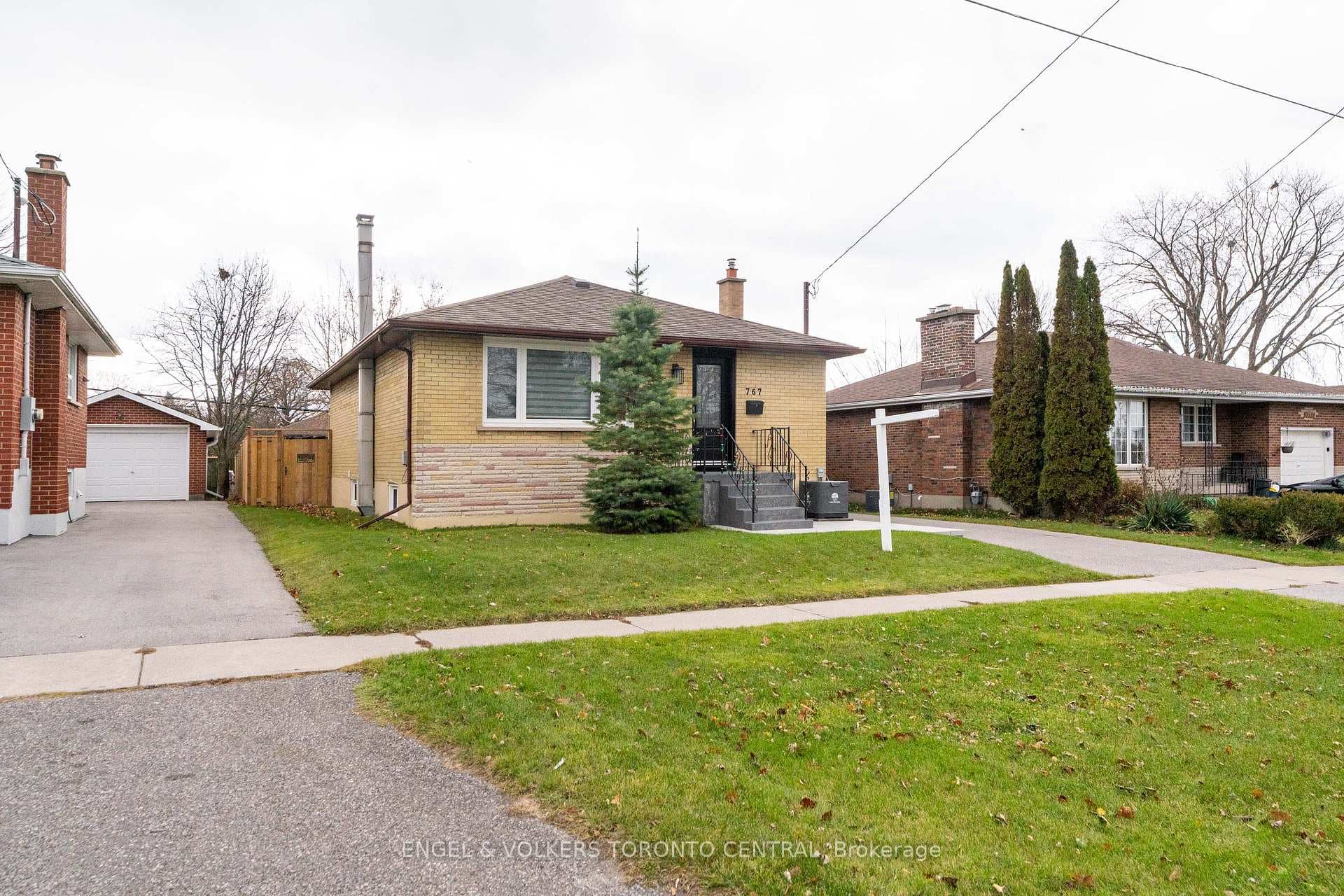 767 Phillip Murray Avenue, Oshawa