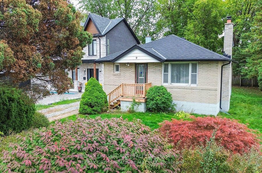 9 Euclid Avenue, Rouge / Port Union / Malvern, ON M1C 1J7 - Photo 1