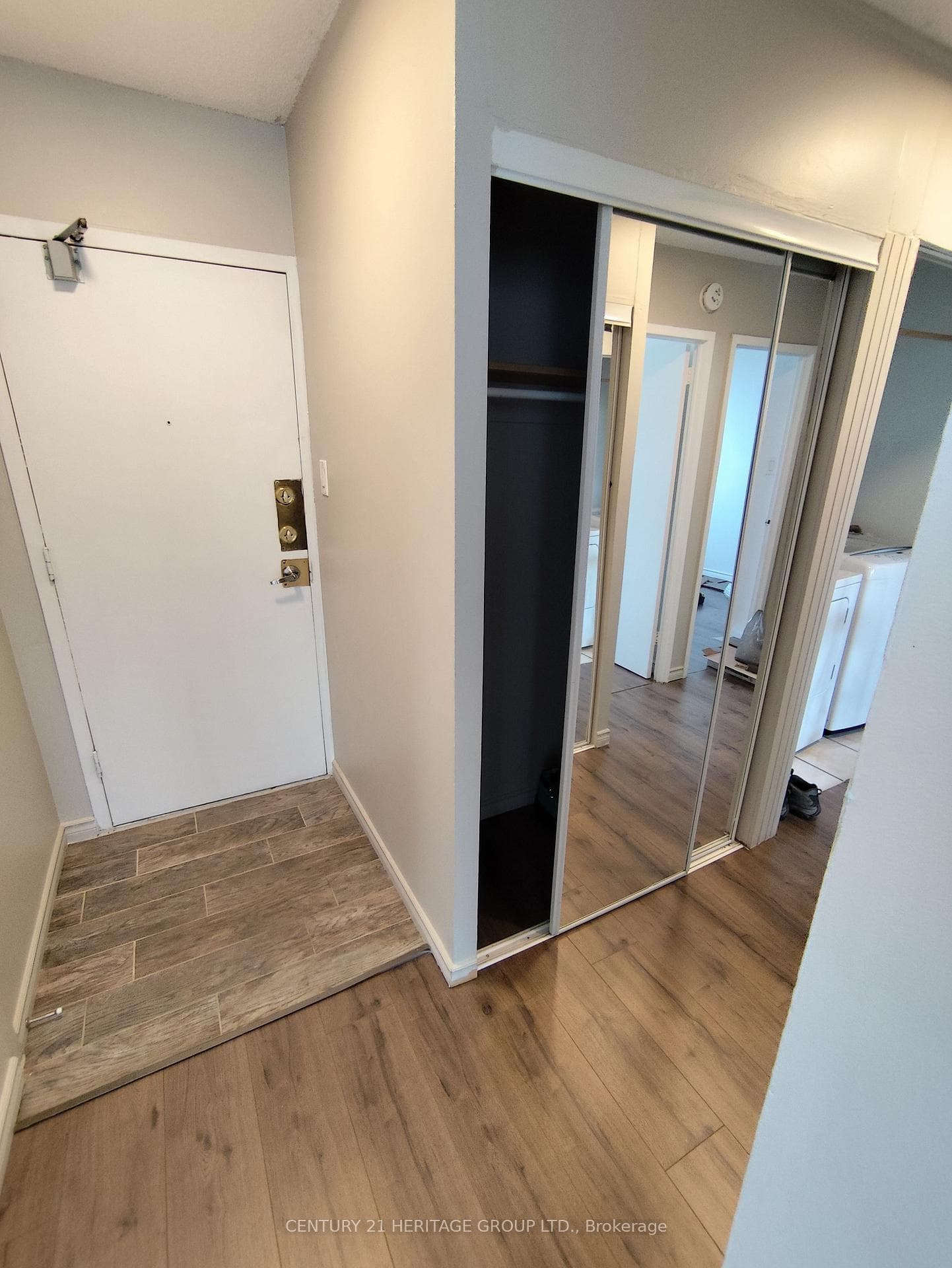 100 Lotherton Pathway Unit 612, York / Weston, ON M6B 2G8 - Photo 1