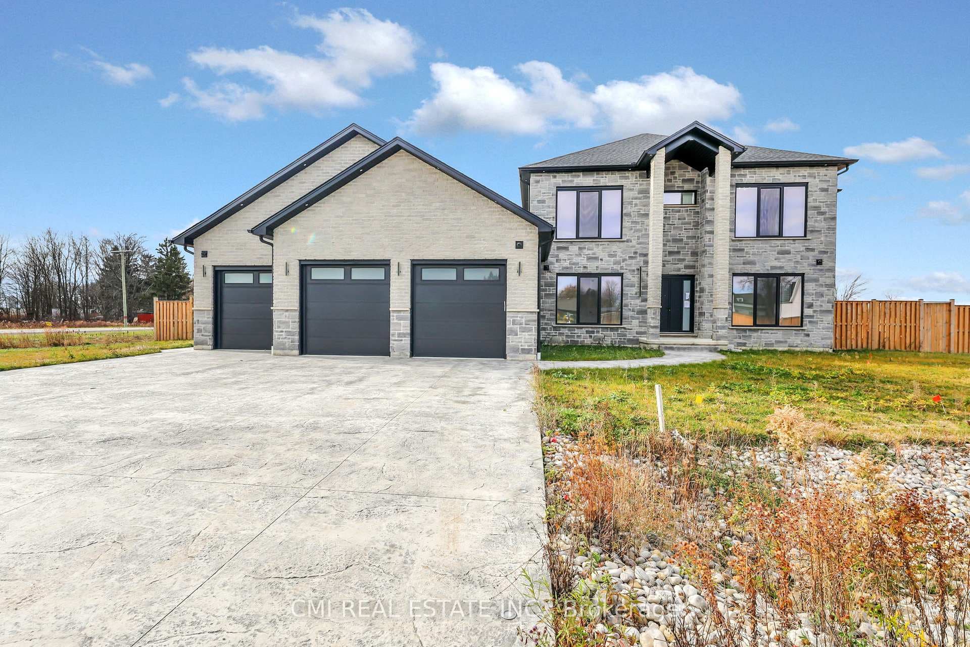 1 James Street, Strathroy-Caradoc, ON N0L 1T0 - Photo 1