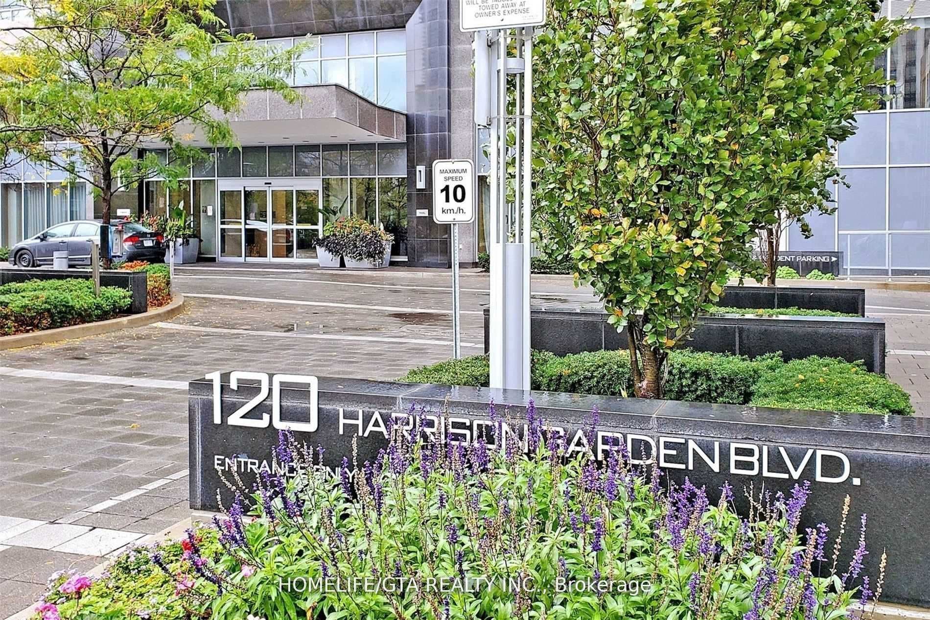 120 Harrison Garden Boulevard Unit 510, Willowdale / Newtonbrook, ON M2N 0H1 - Photo 1
