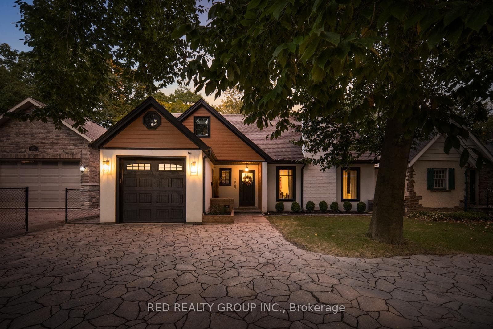 1067 Kipling Avenue, Etobicoke (Islington / Rexdale), ON M9B 3M1 - Photo 1