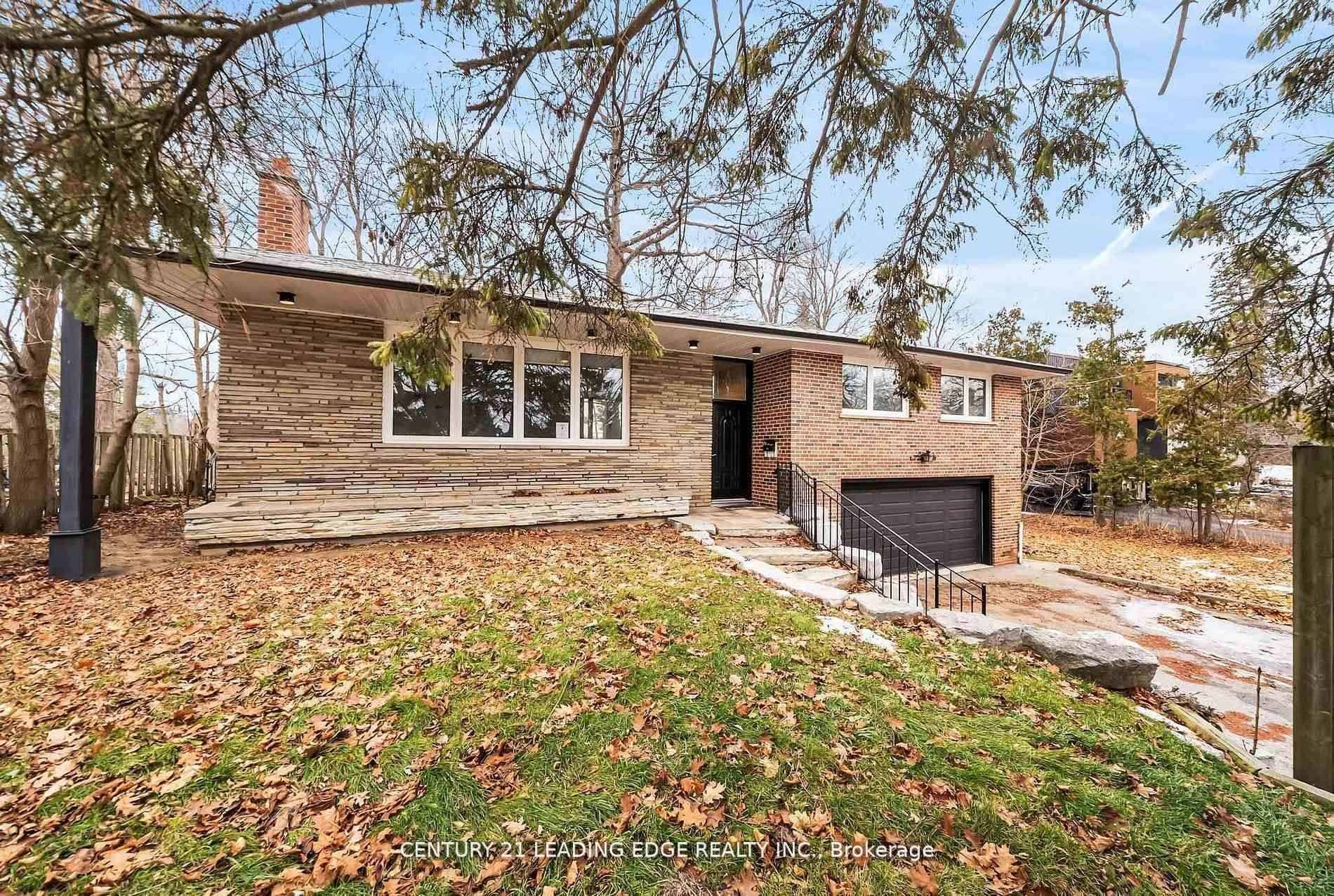 541 Rouge Hills Drive, Rouge / Port Union / Malvern, ON M1C 2Z9 - Photo 1
