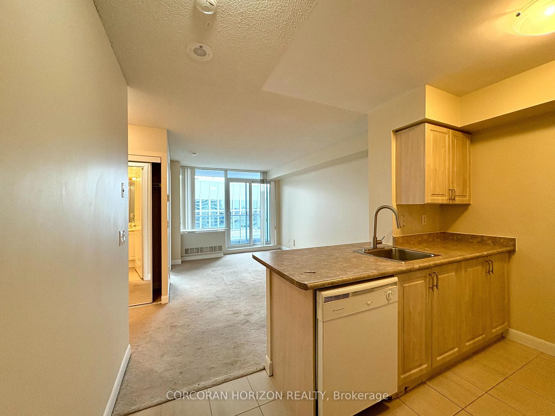 4978 Yonge Street Unit 3610, Thornhill / Willowdale, ON M2N 7G8 - Photo 1