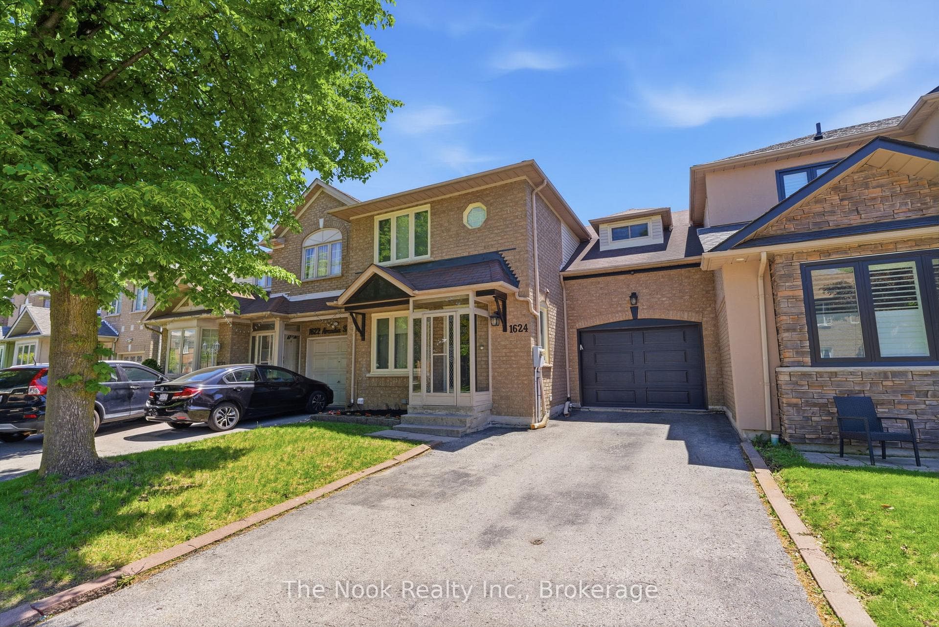 1624 Arcadia Square, Pickering