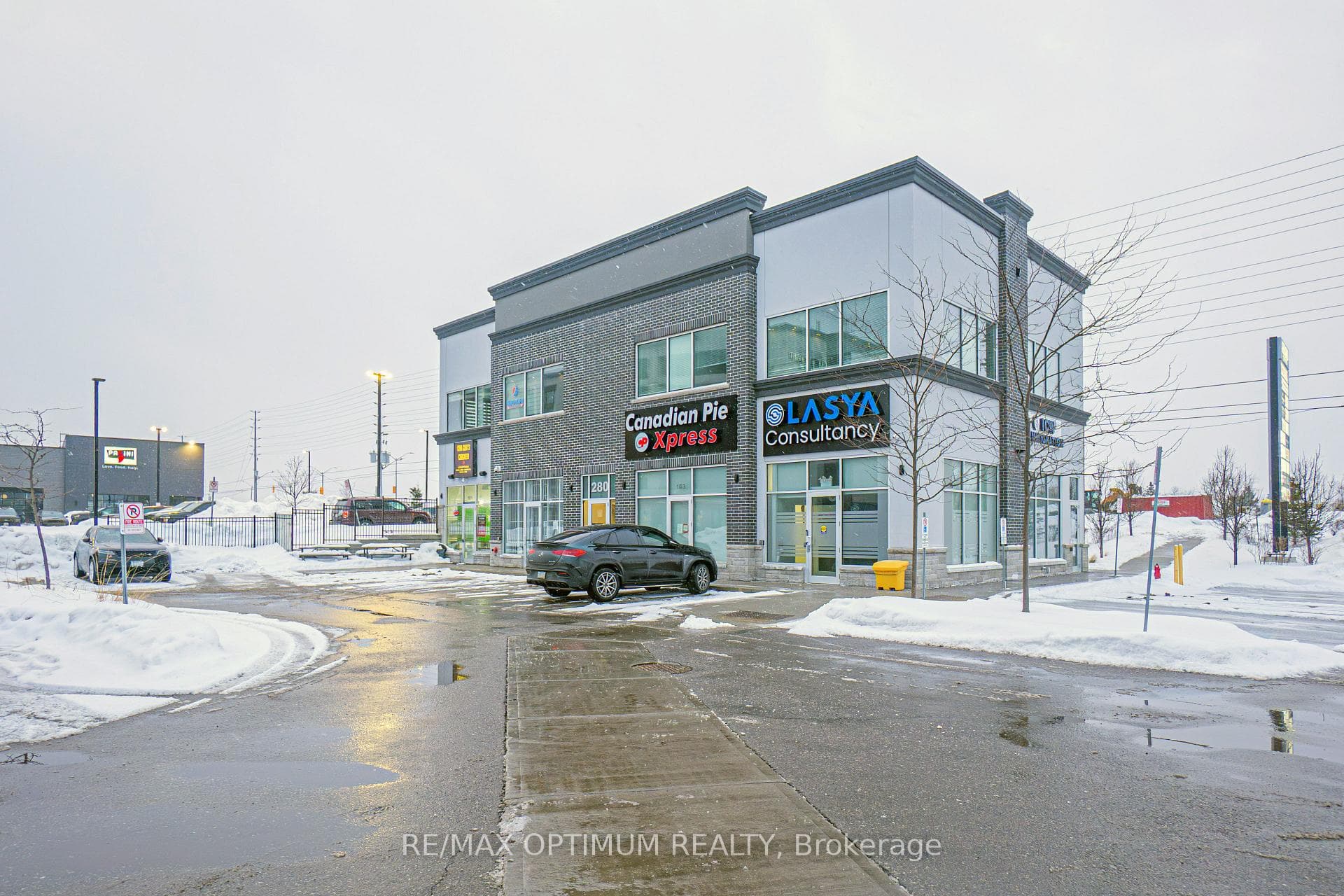 280 Derry Road Unit 201, Mississauga, ON L5W 1N6 - Photo 1