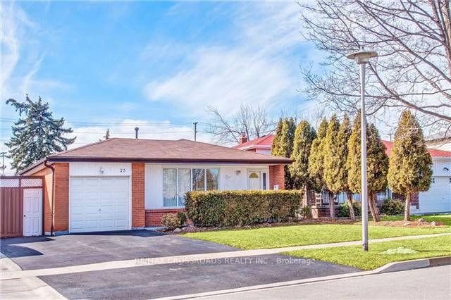 25 Glebe Crescent, Brampton, ON L6S 1E9 - Photo 1