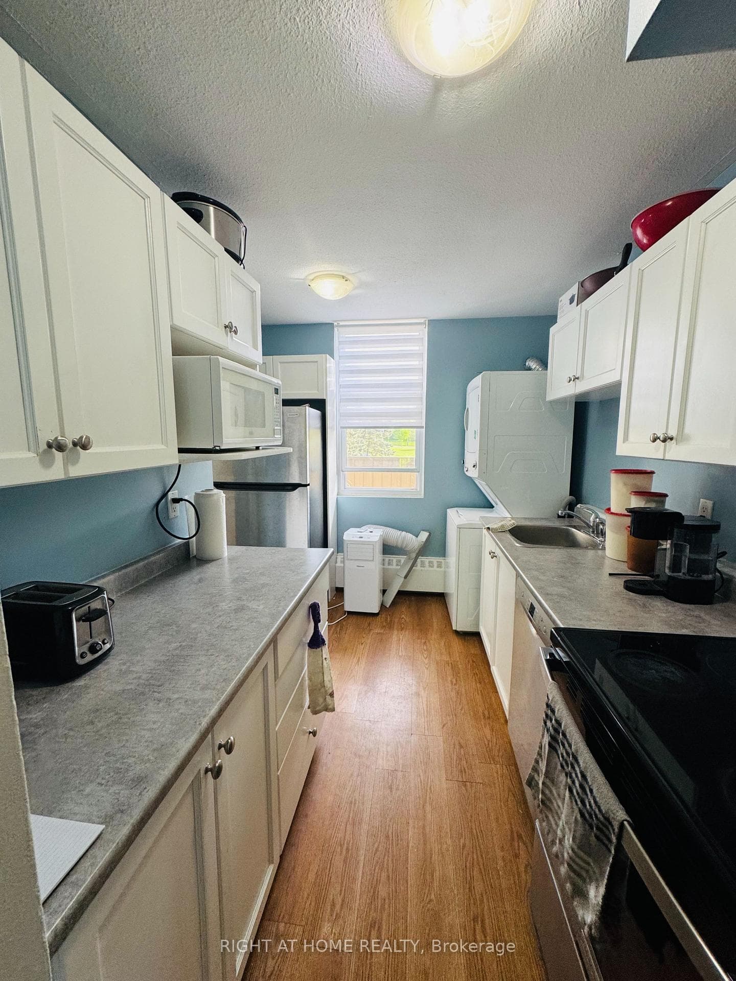 350 Quigley Road Unit 222, Hamilton, ON L8K 5N2 - Photo 1