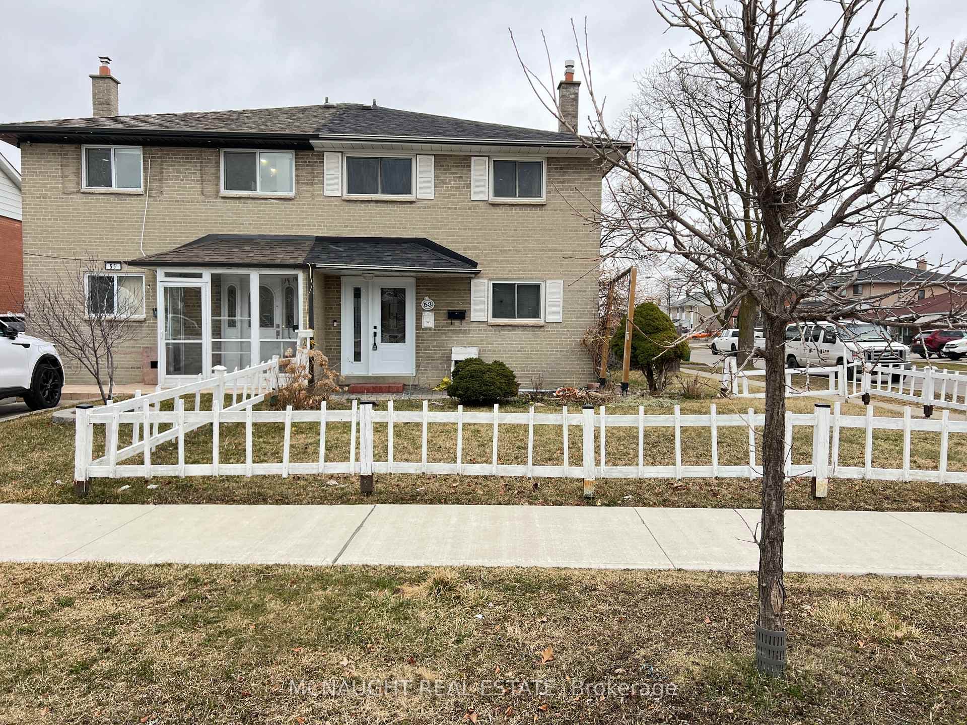 53 Felan Crescent, Etobicoke (West Mall / Rexdale), ON M9V 3A4 - Photo 1