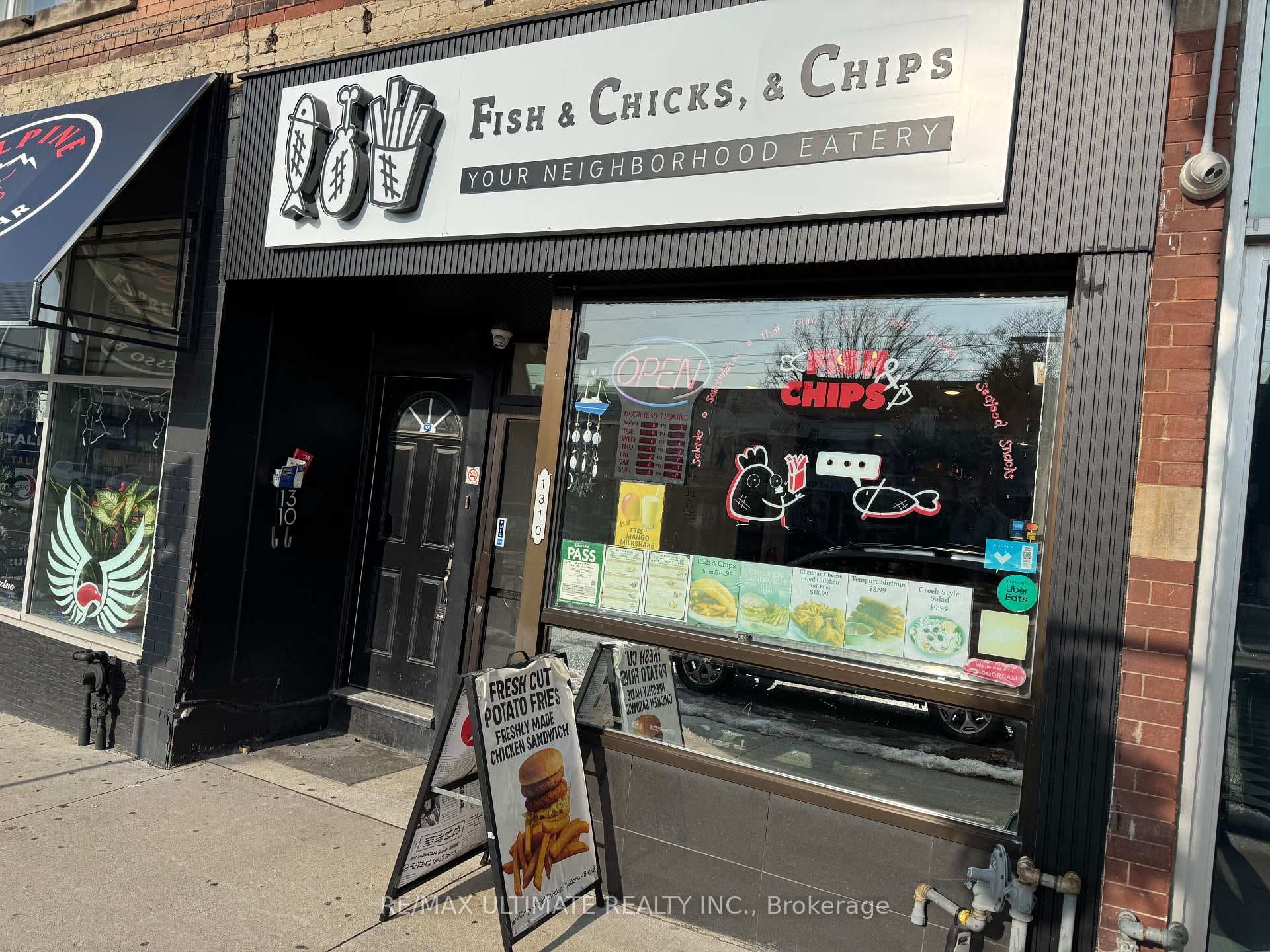 1310 St Clair Avenue, Keelesdale / Eglinton West, ON M6E 1C1 - Photo 1