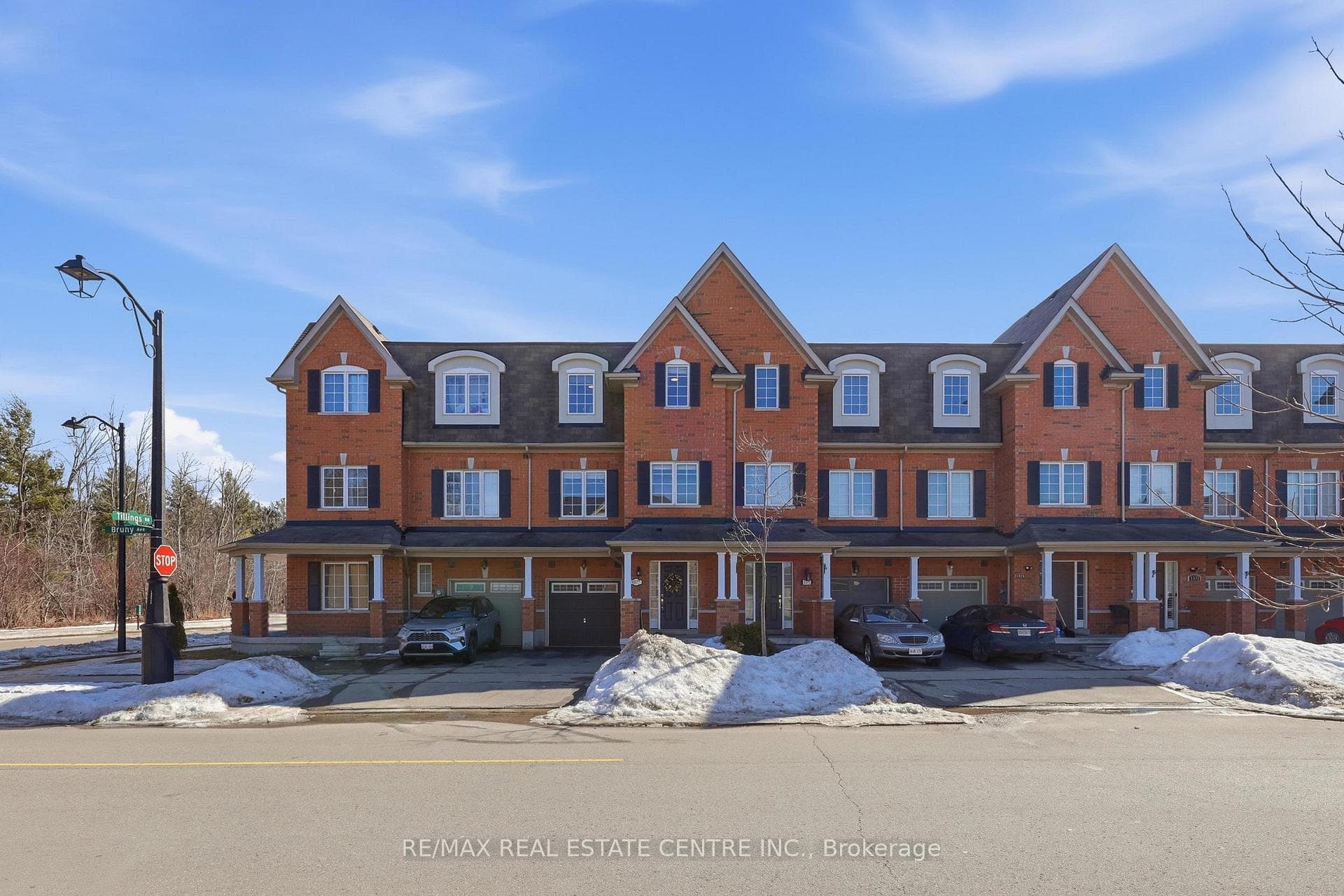 1577 Bruny Avenue, Pickering, ON L1X 0C5 - Photo 1