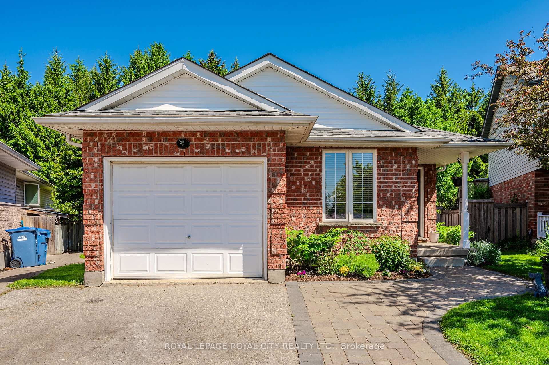19 Whittaker Court, Guelph