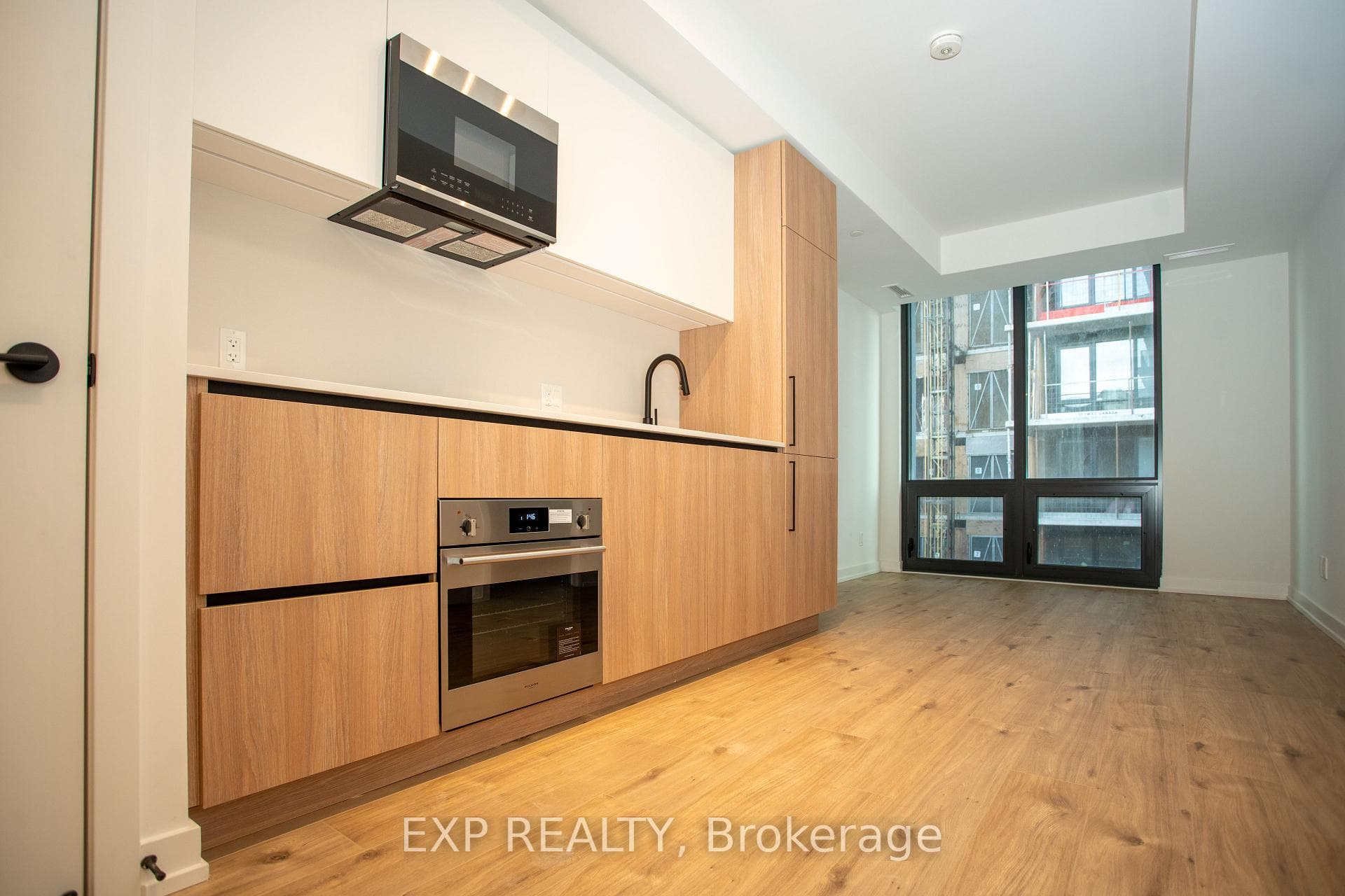 35 Parliament Street Unit 917, Regent Park / Cabbagetown / St. James Town, ON M5A 0Z5 - Photo 1