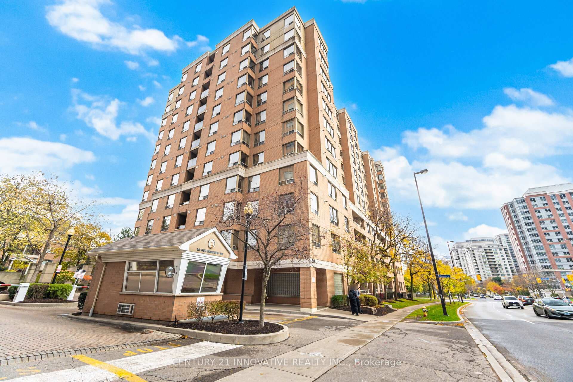 88 Grandview Way Unit 117, Willowdale / Newtonbrook, ON M2N 6V6 - Photo 1