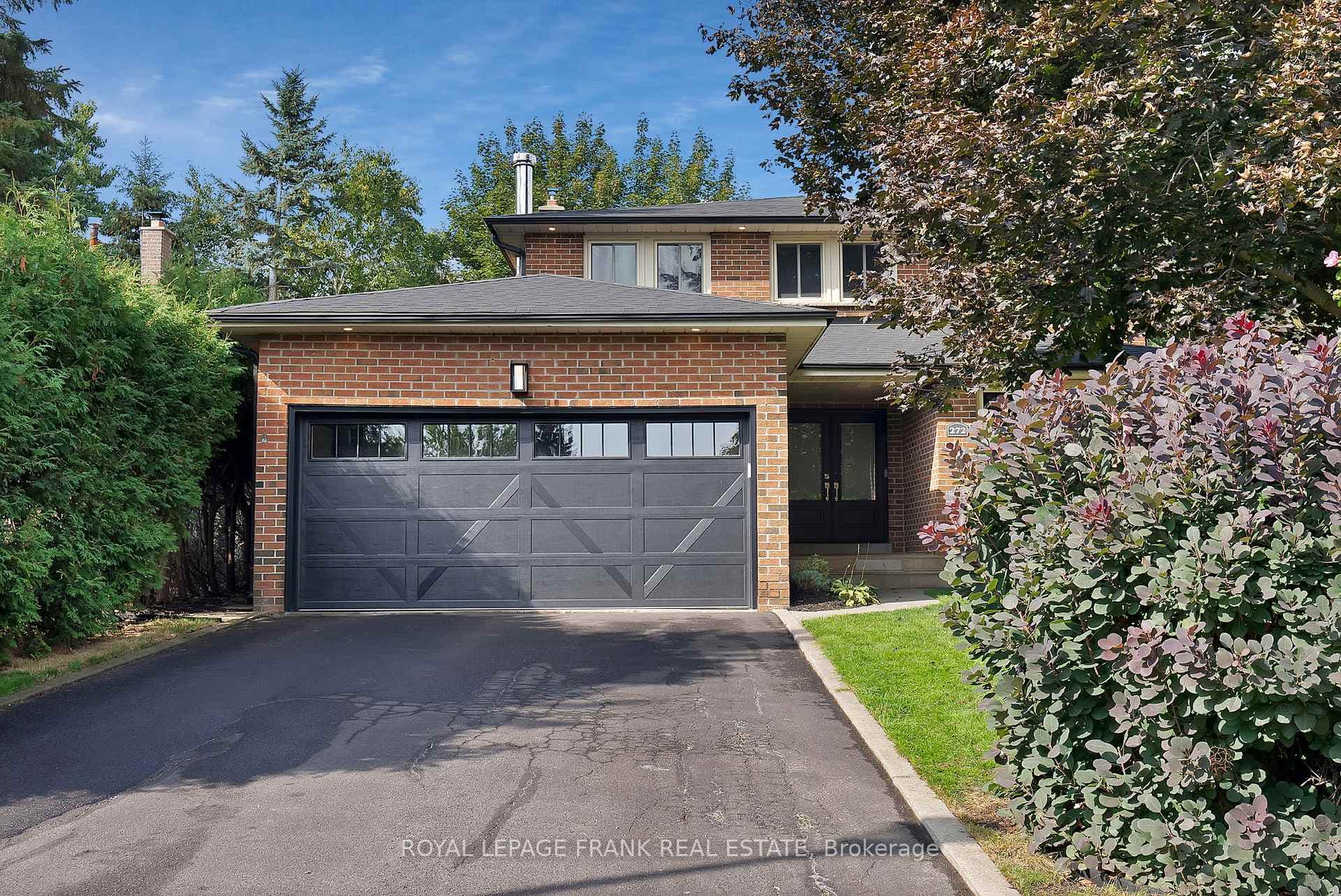 272 Plymouth Trail, Newmarket