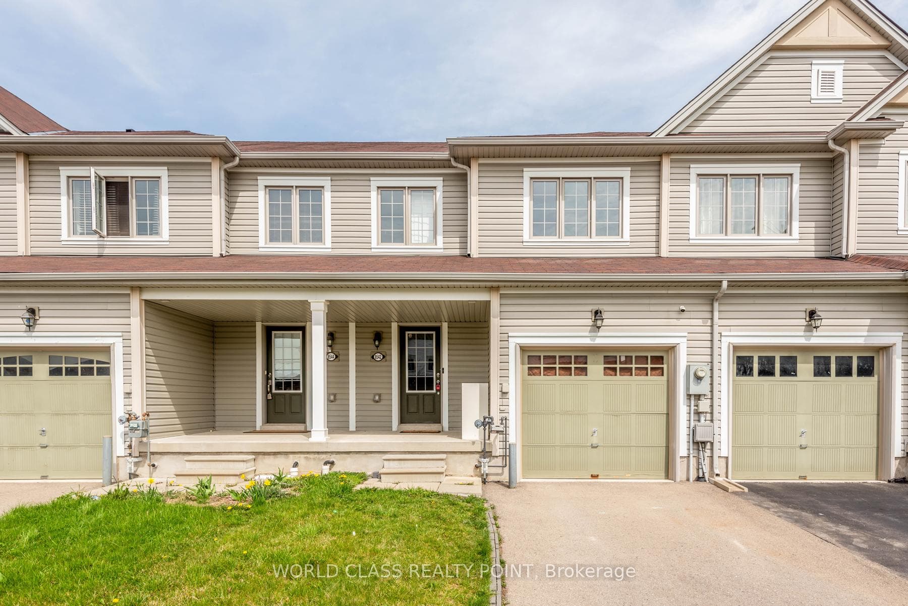 8542 Nightshade Street, Niagara Falls