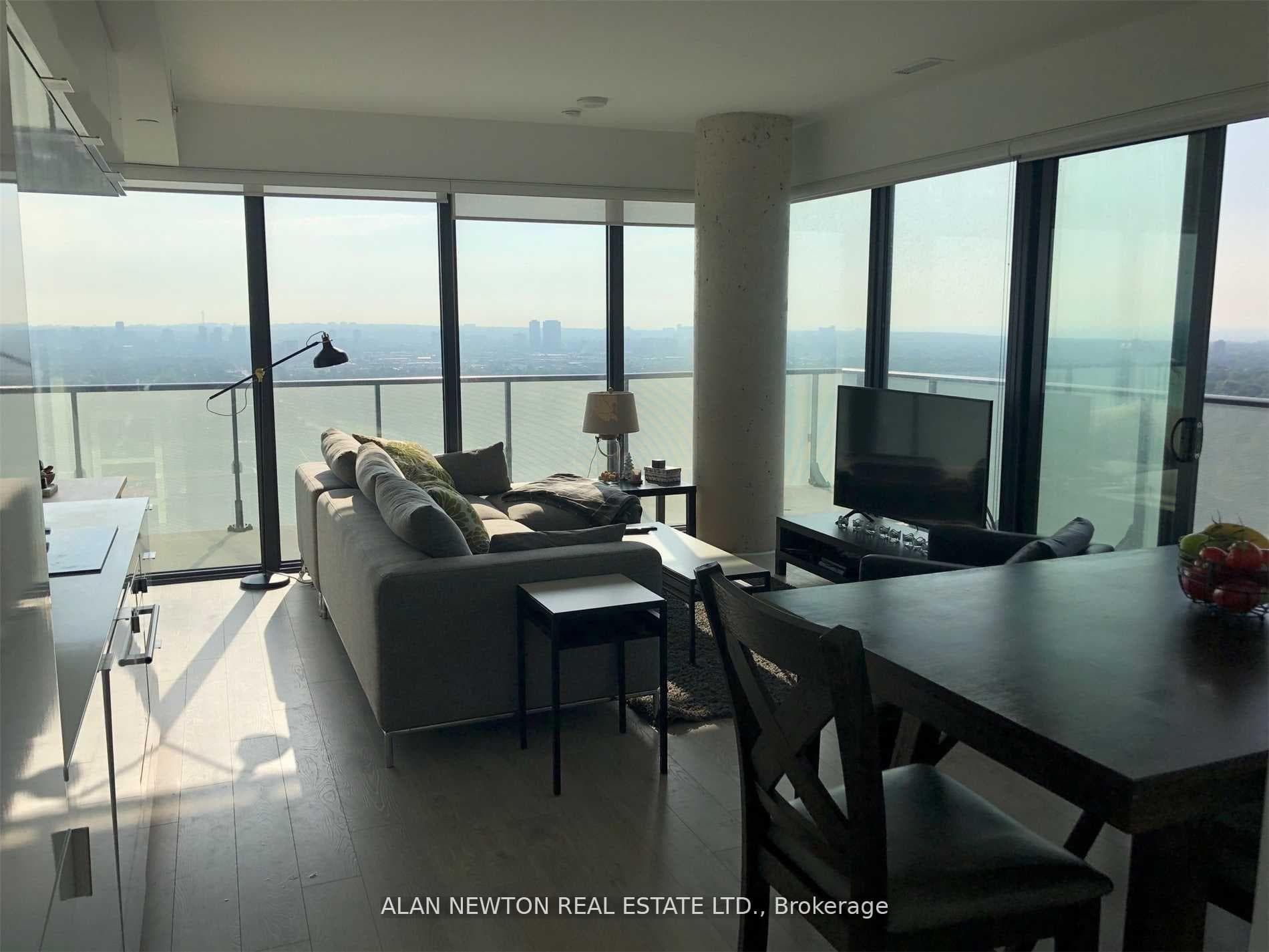 185 Roehampton Avenue Unit 3009, Leaside / Davisville, ON M4P 1R4 - Photo 1