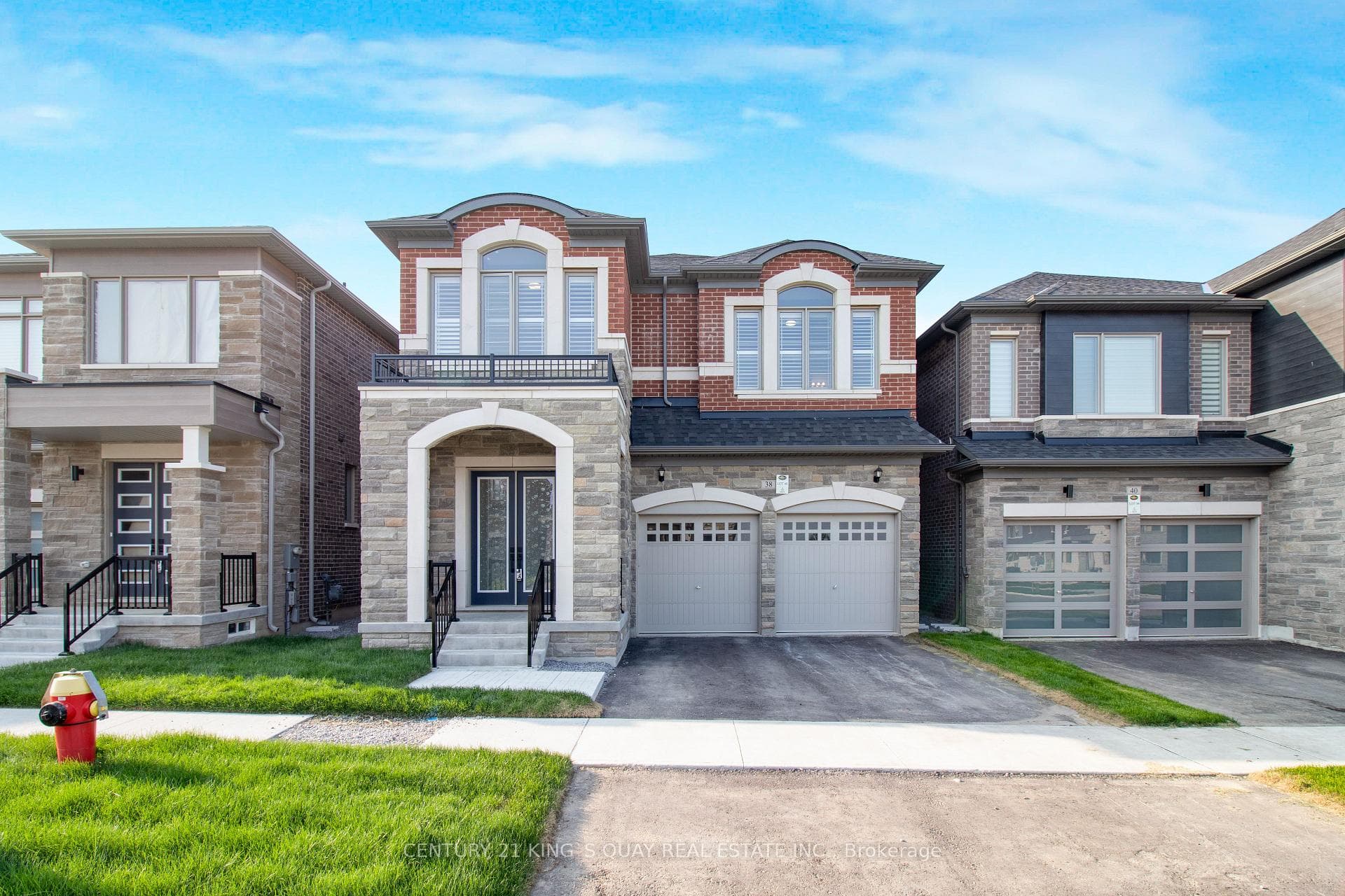 38 Tipp Drive, Richmond Hill, ON L4E 1J3 - Photo 1