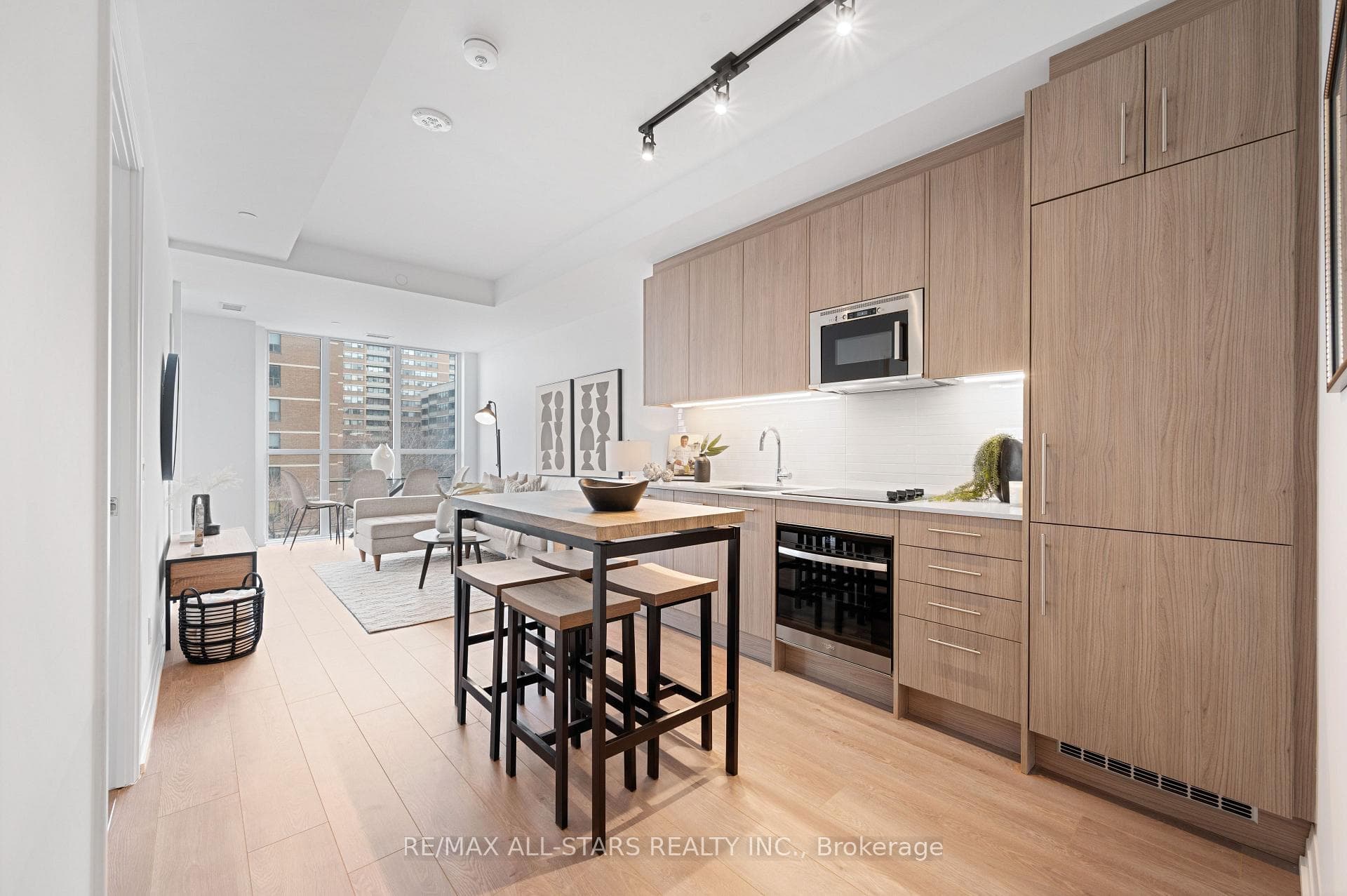 286 Main Street Unit 408, The Beaches / Upper Beaches, ON M4C 0B3 - Photo 1