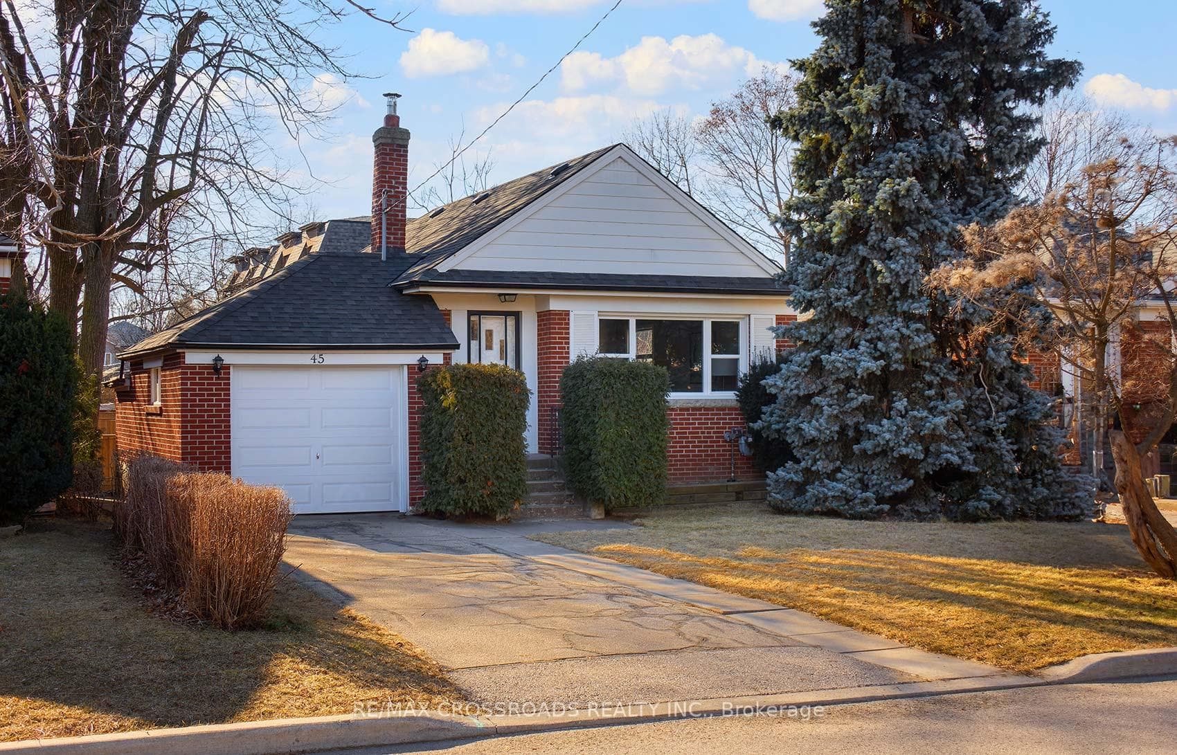 45 Innisdale Drive, Dorset Park / Kennedy Park, ON M1R 1C5 - Photo 1