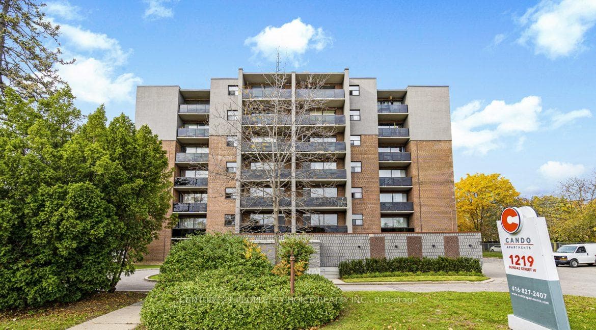 1219 Dundas Street Unit 604, Mississauga, ON L5C 1C8 - Photo 1