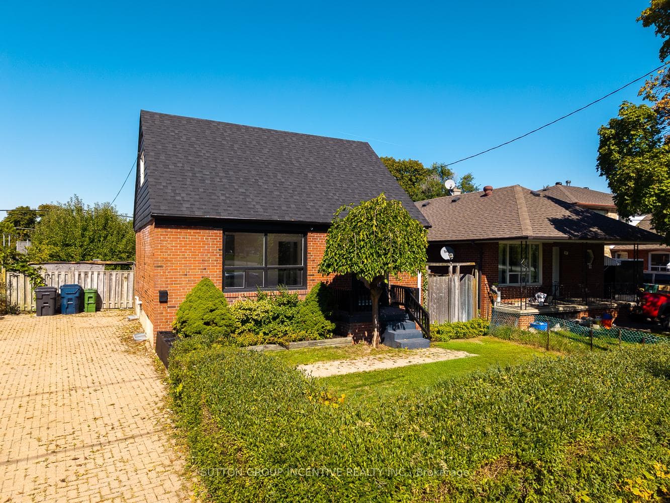 65 Barrhead Crescent, Etobicoke (West Mall / Rexdale), ON M9W 3Z8 - Photo 1