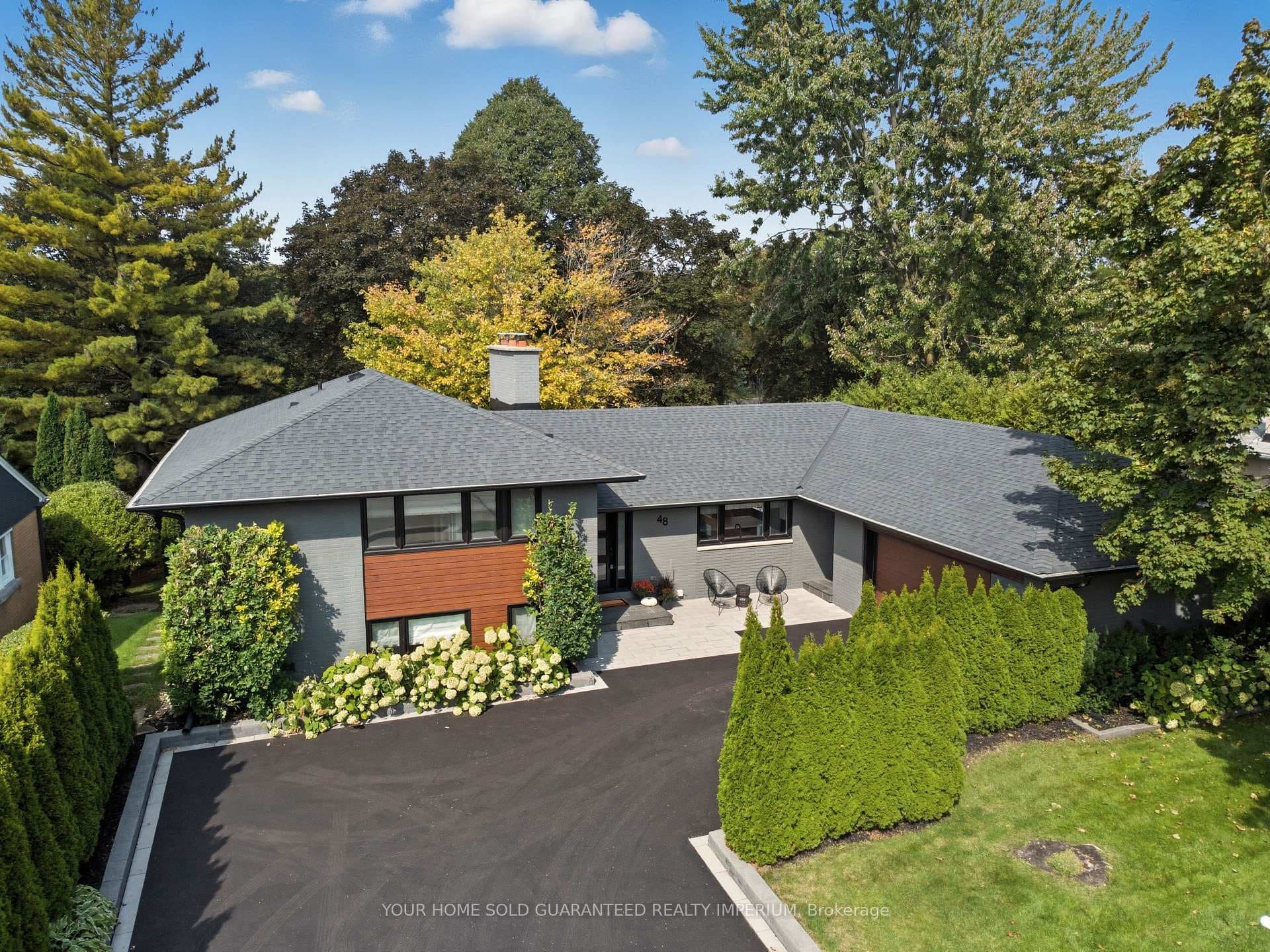 48 Royal Road, Aurora, ON L4G 1A9 - Photo 1