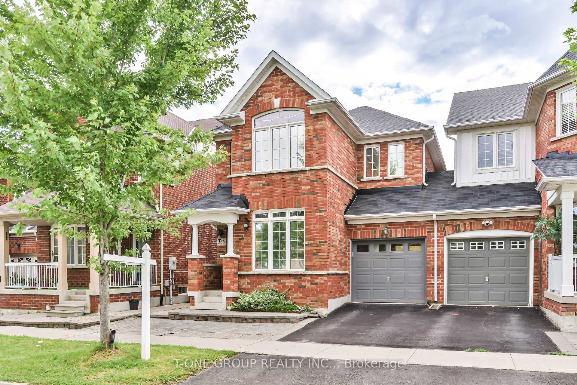 366 Mingay Avenue, Markham
