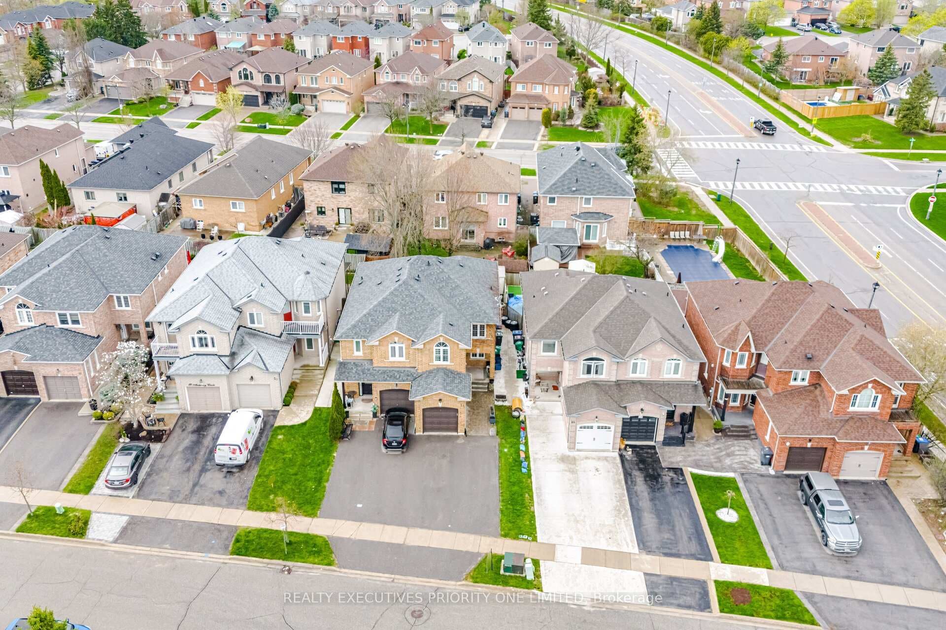 24 Archbury Circle, Caledon