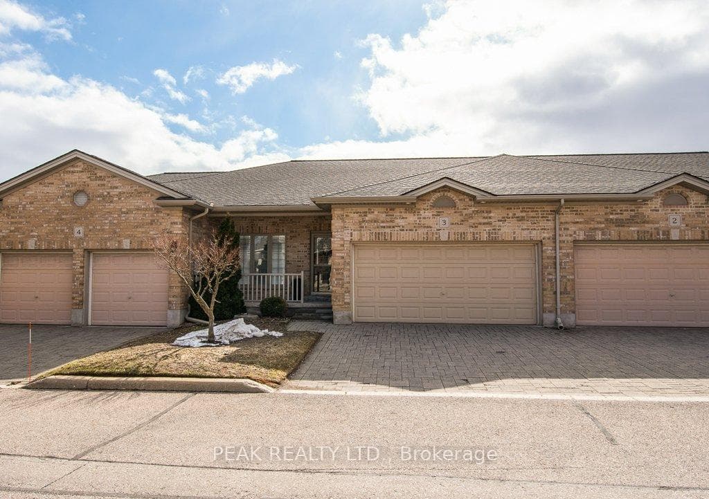 900 Doon Village Road Unit 3, Kitchener, ON N2P 1A4 - Photo 1