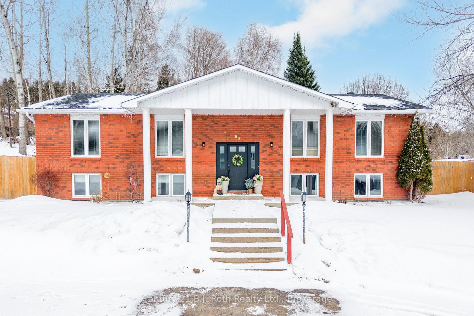60 Lepage Drive, Penetanguishene, ON L9M 1R5 - Photo 1