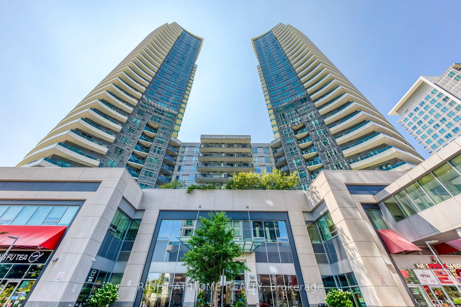 7171 Yonge Street Unit 2415, Markham, ON L3T 0C5 - Photo 1