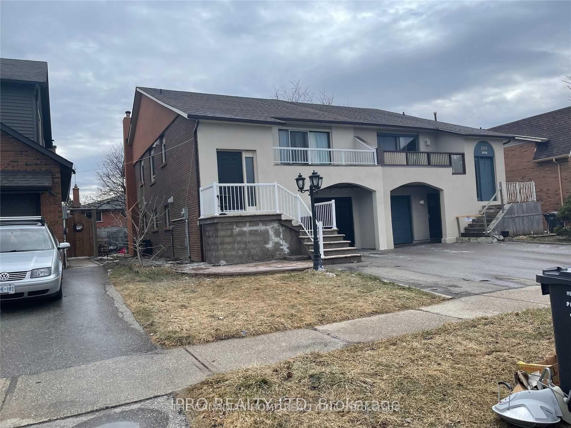 382 Hansen Road, Brampton, ON L6V 3P7 - Photo 1