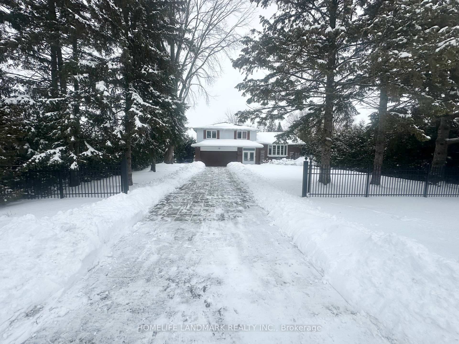 70 Maple Grove Avenue, Richmond Hill, ON L4E 2X2 - Photo 1