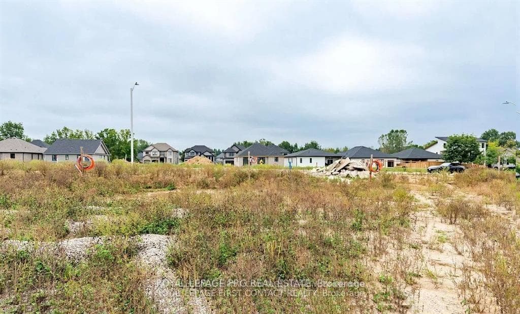 15 Hemlock Drive, Tillsonburg, ON N4G 5S3 - Photo 1