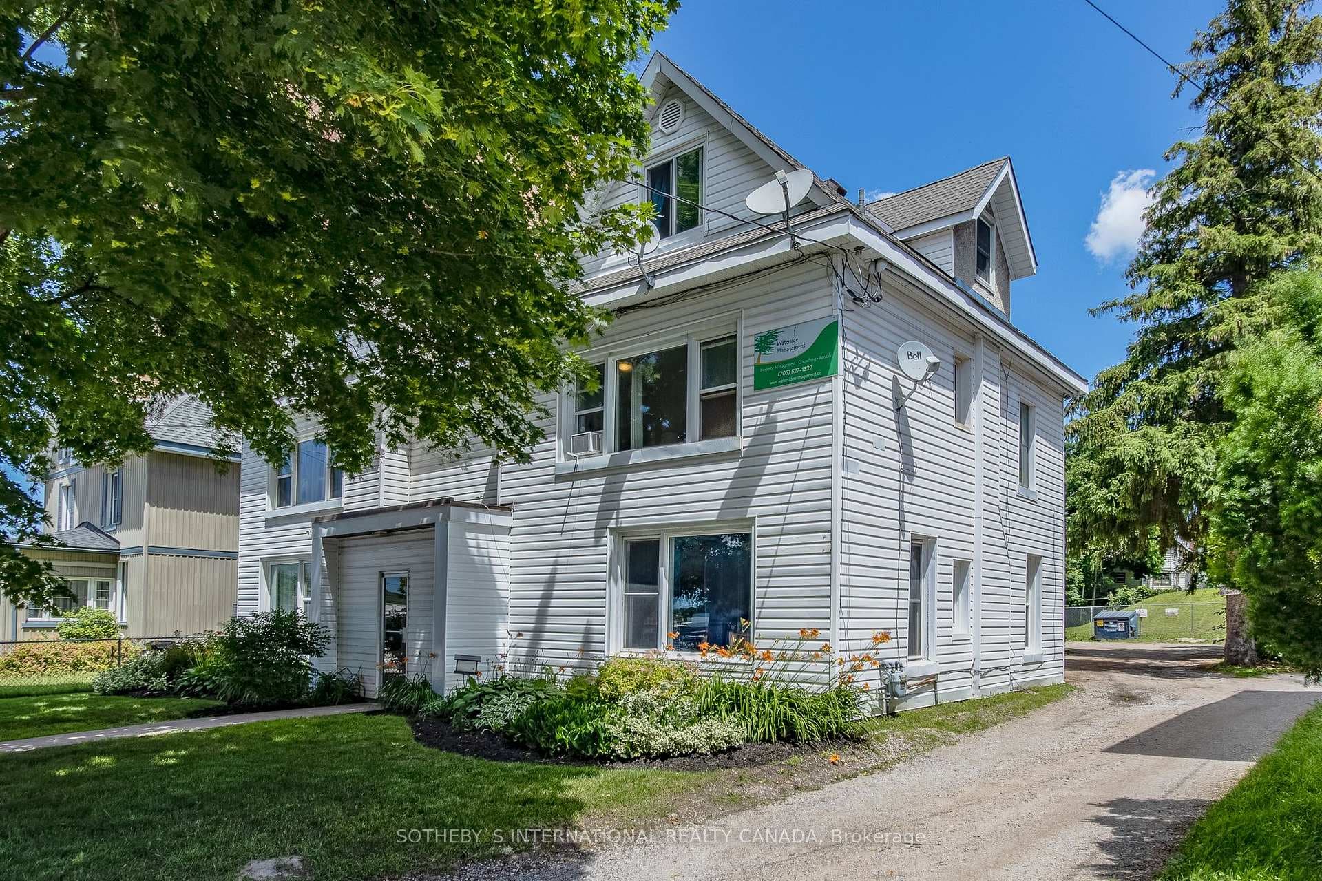 313 Midland Avenue, Midland
