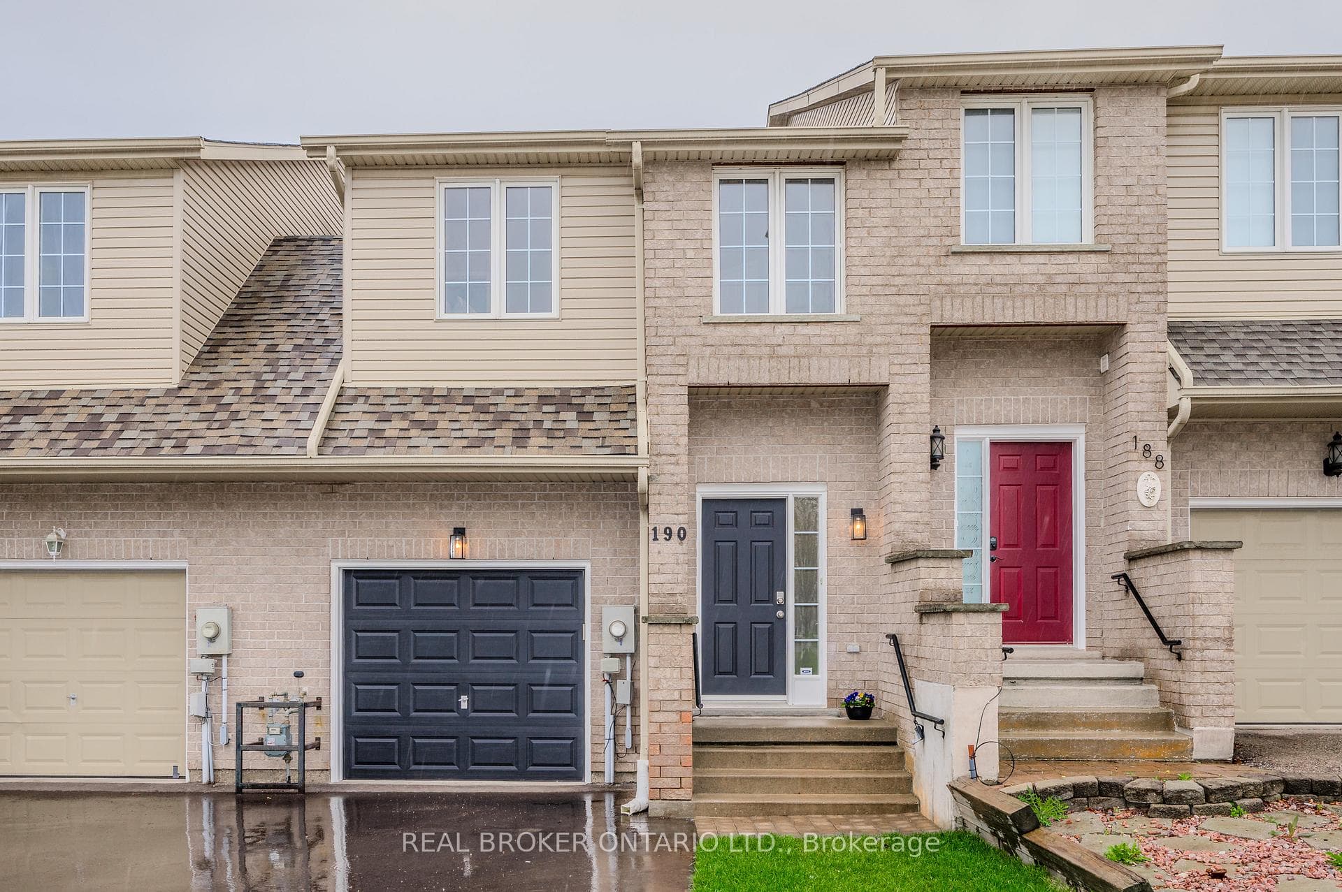 190 WINDFLOWER Drive, Kitchener, ON N2E 3T2 - Photo 1