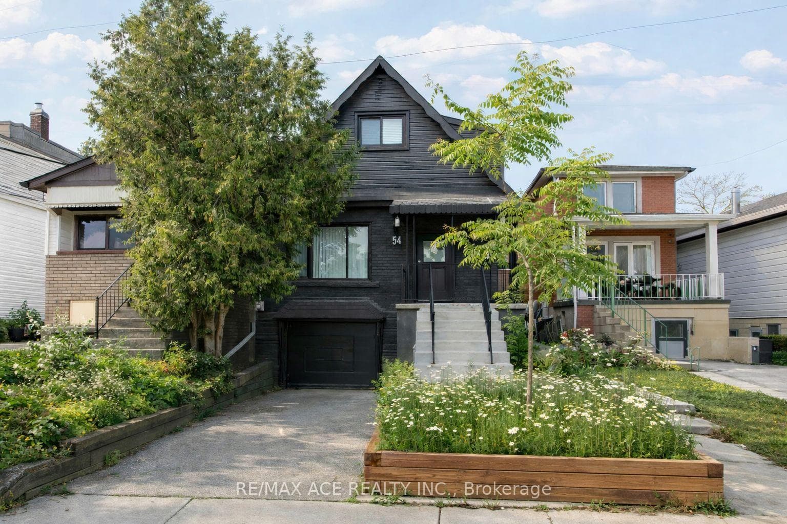 54 South Woodrow Boulevard, Birch Cliff / Cliffside, ON M1N 3L6 - Photo 1