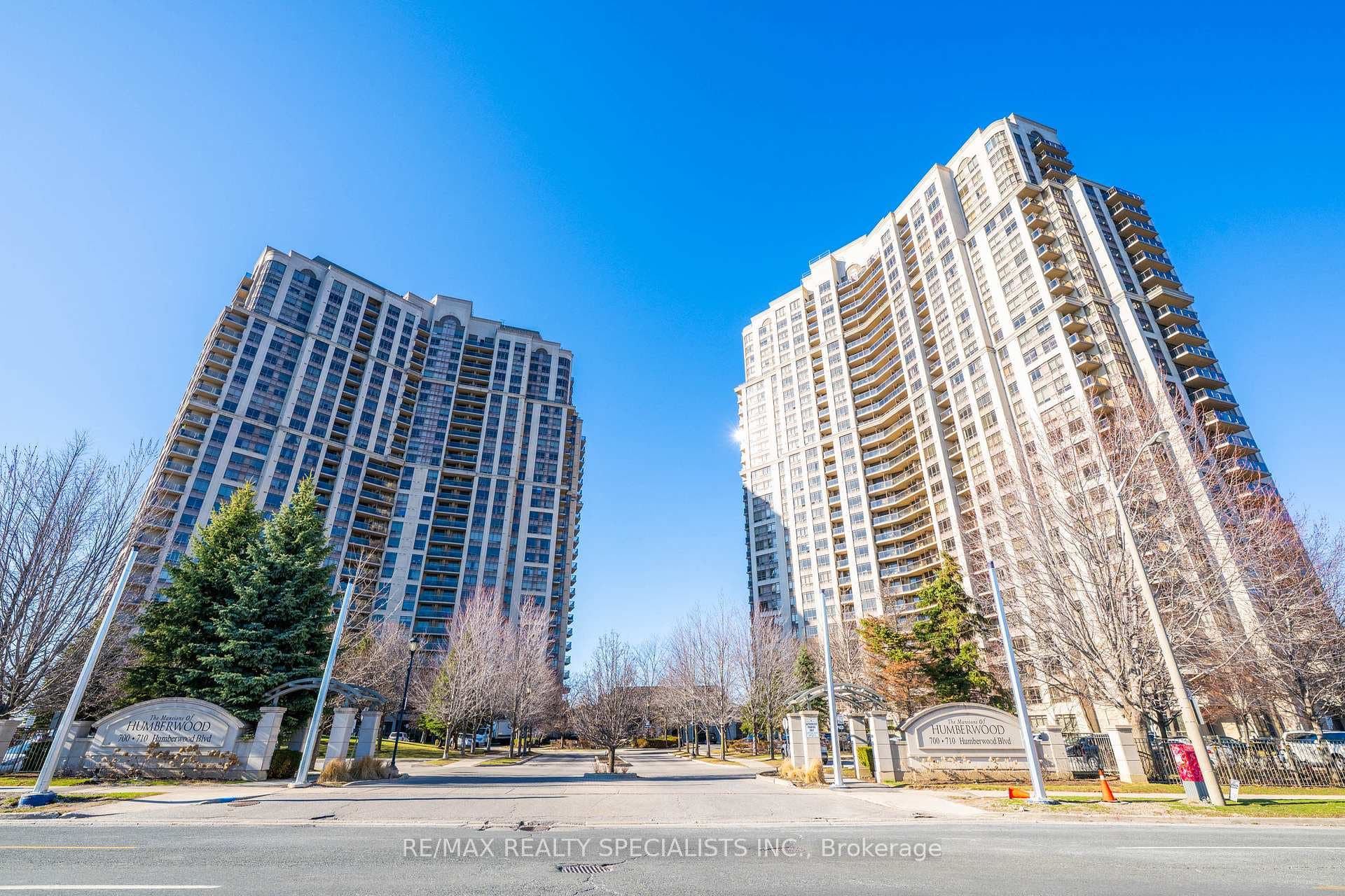 710 Humberwood Boulevard Unit 1404, Etobicoke (West Mall / Rexdale), ON M9W 7J5 - Photo 1