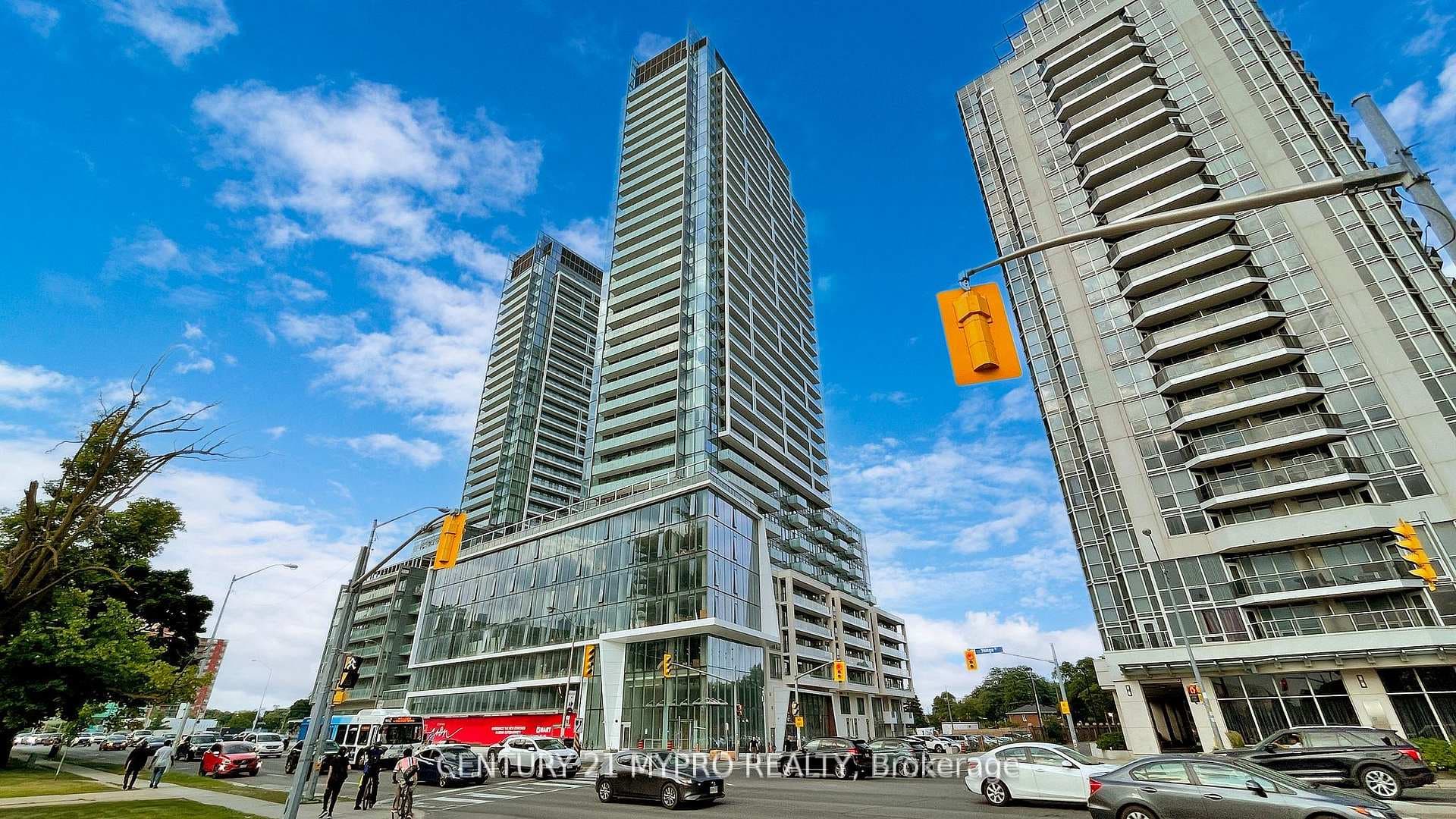 8 Olympic Garden Drive Unit S803, Willowdale / Newtonbrook, ON M2M 0B9 - Photo 1