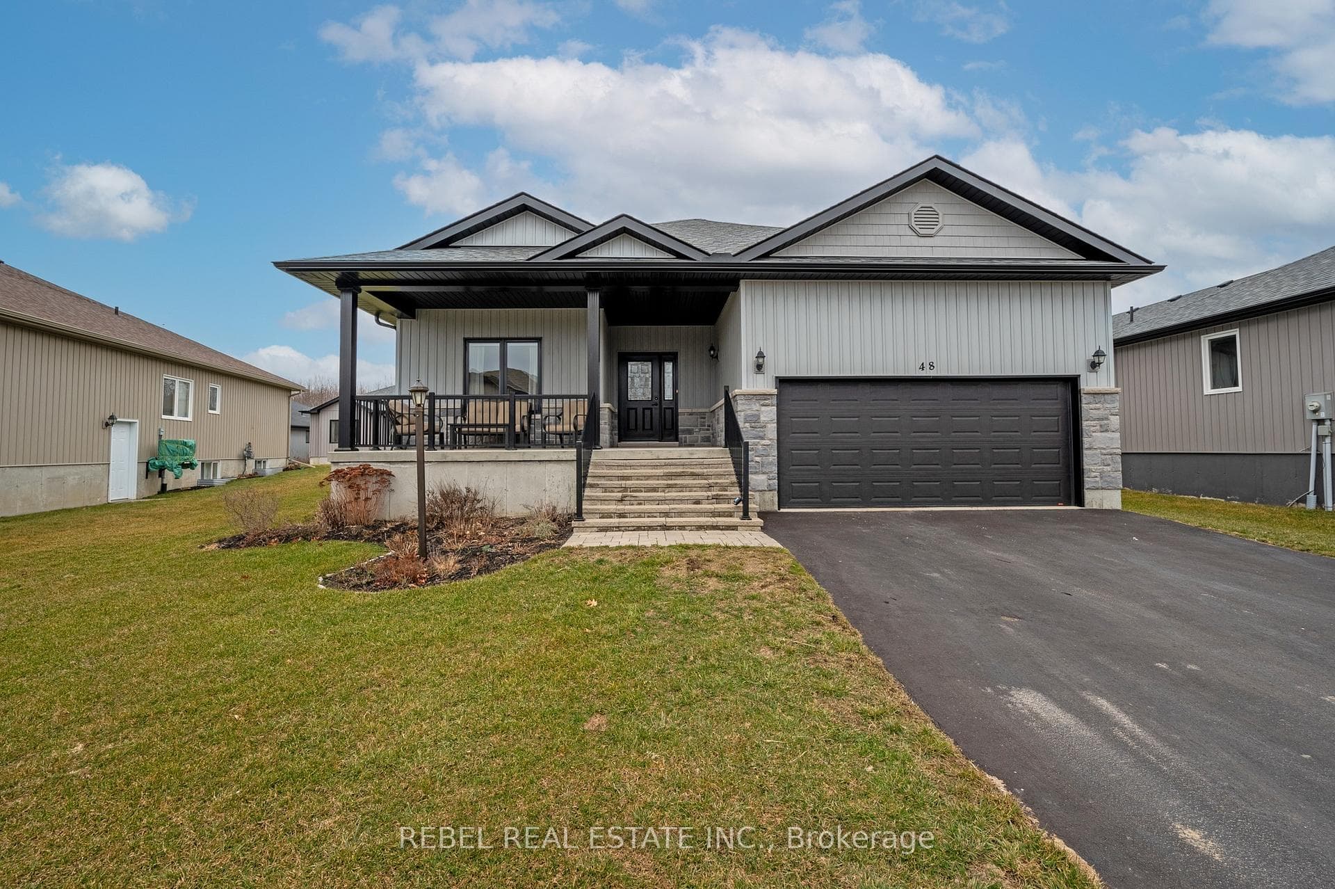 48 DORCHESTER Drive, Prince Edward County