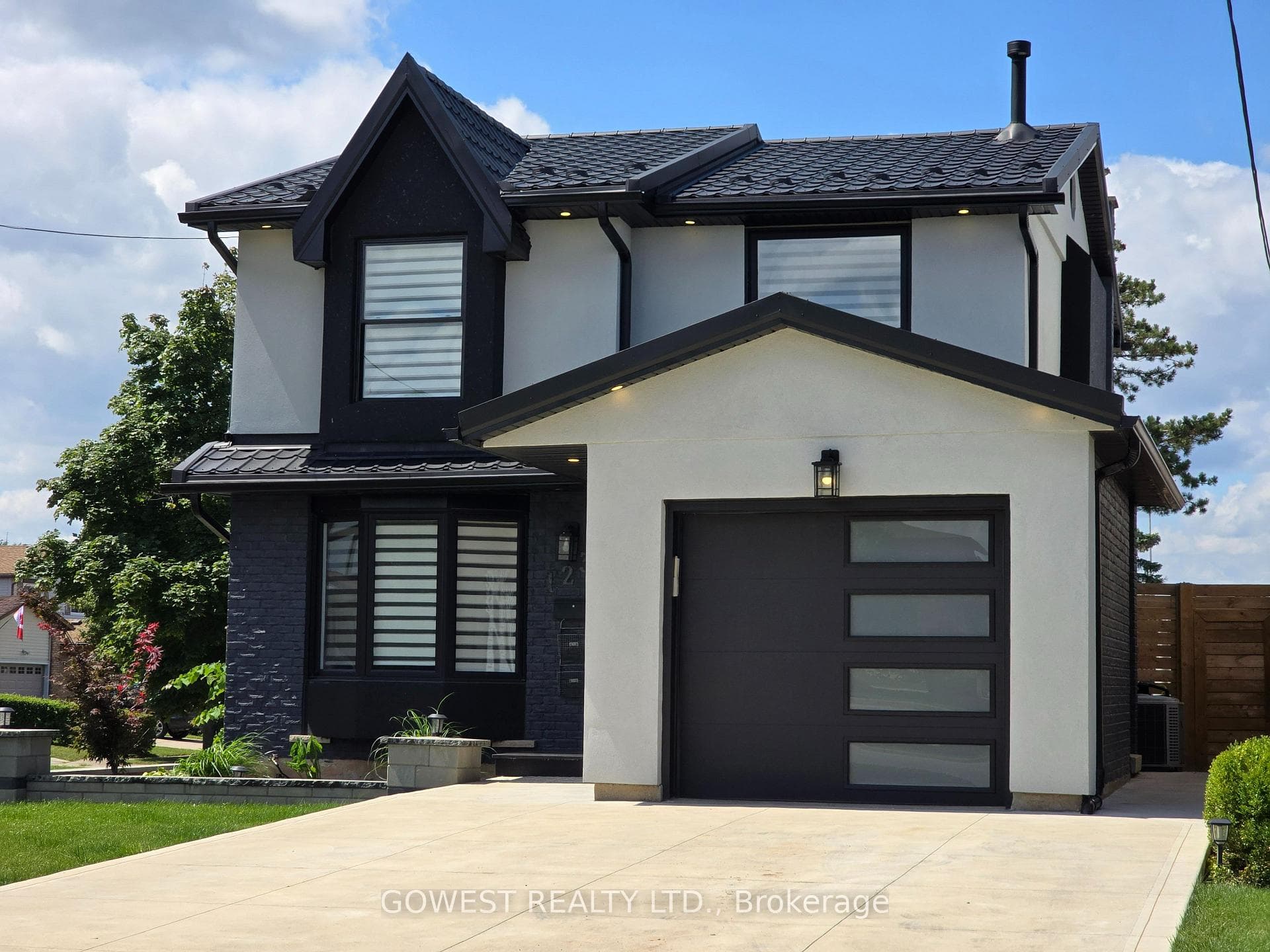 123 Dewitt Road, Hamilton