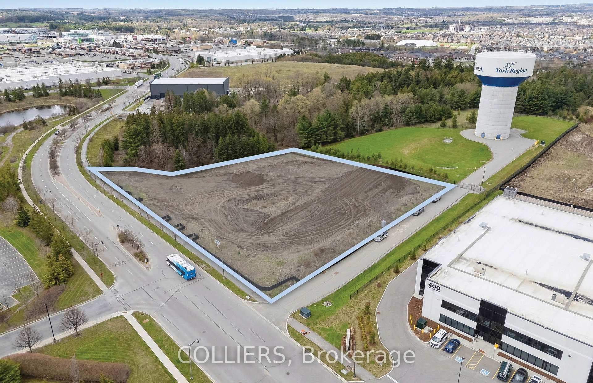 300 First Commerce Drive, Aurora, ON L4G 0G2 - Photo 1