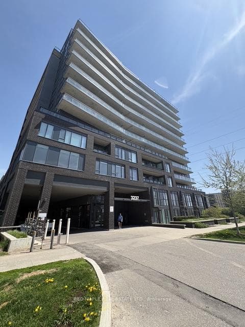 3237 Bayview Avenue Unit 907, Toronto C15
